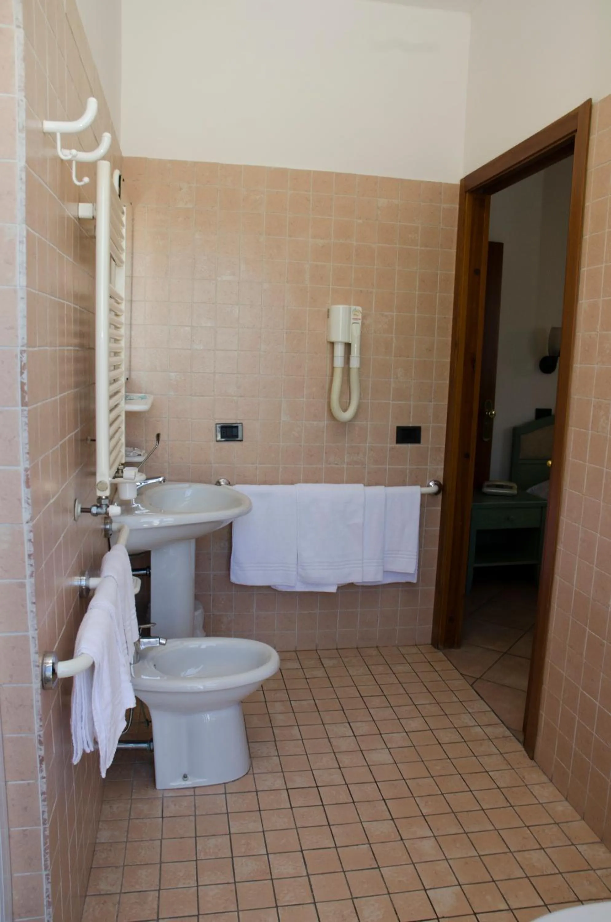 Bathroom in Albergo Cenni