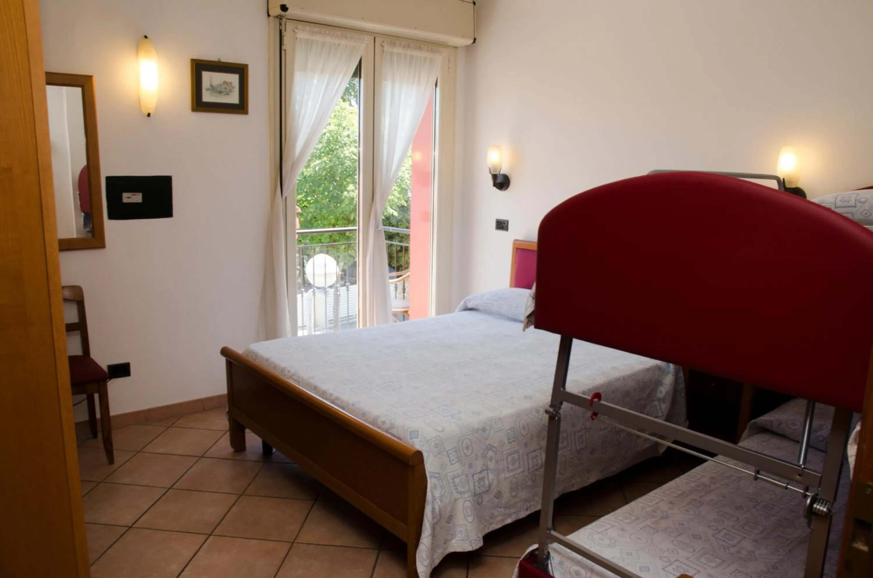 Day, Bed in Albergo Cenni