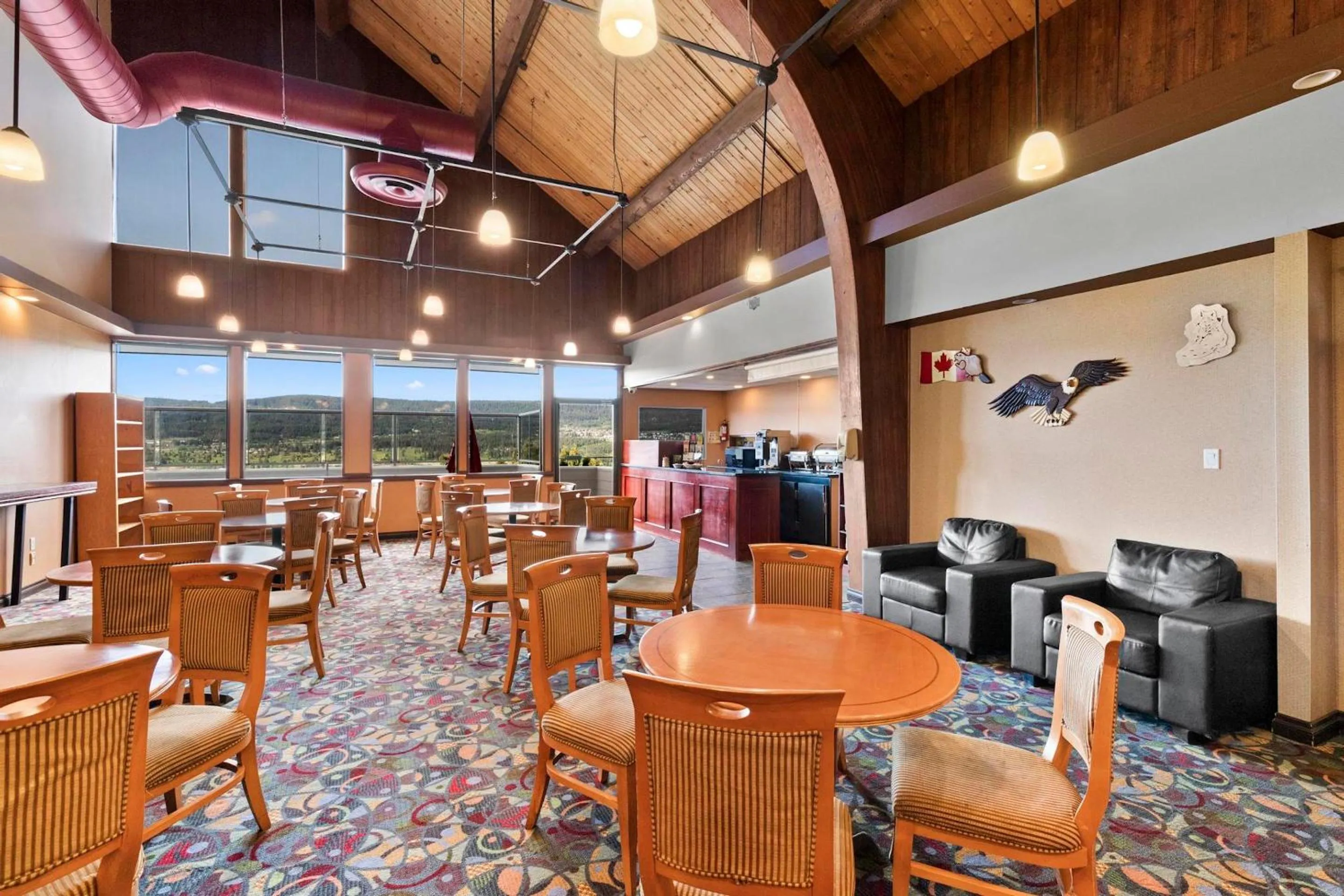 Breakfast in Coast Fraser Inn