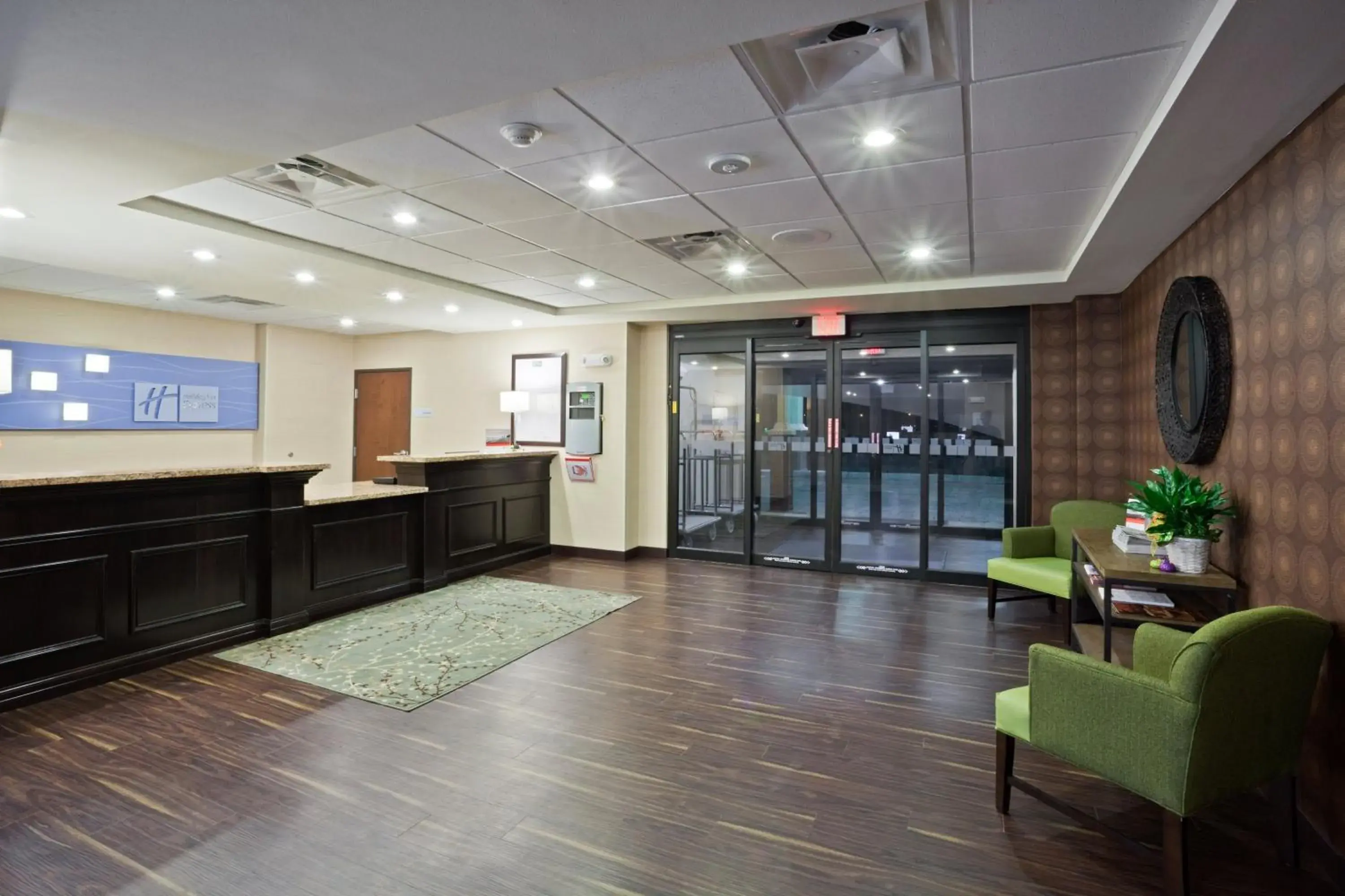 Property building in Holiday Inn Express & Suites Deming Mimbres Valley by IHG Property building in Holiday Inn Express & Suites Deming Mimbres Valley by IHG