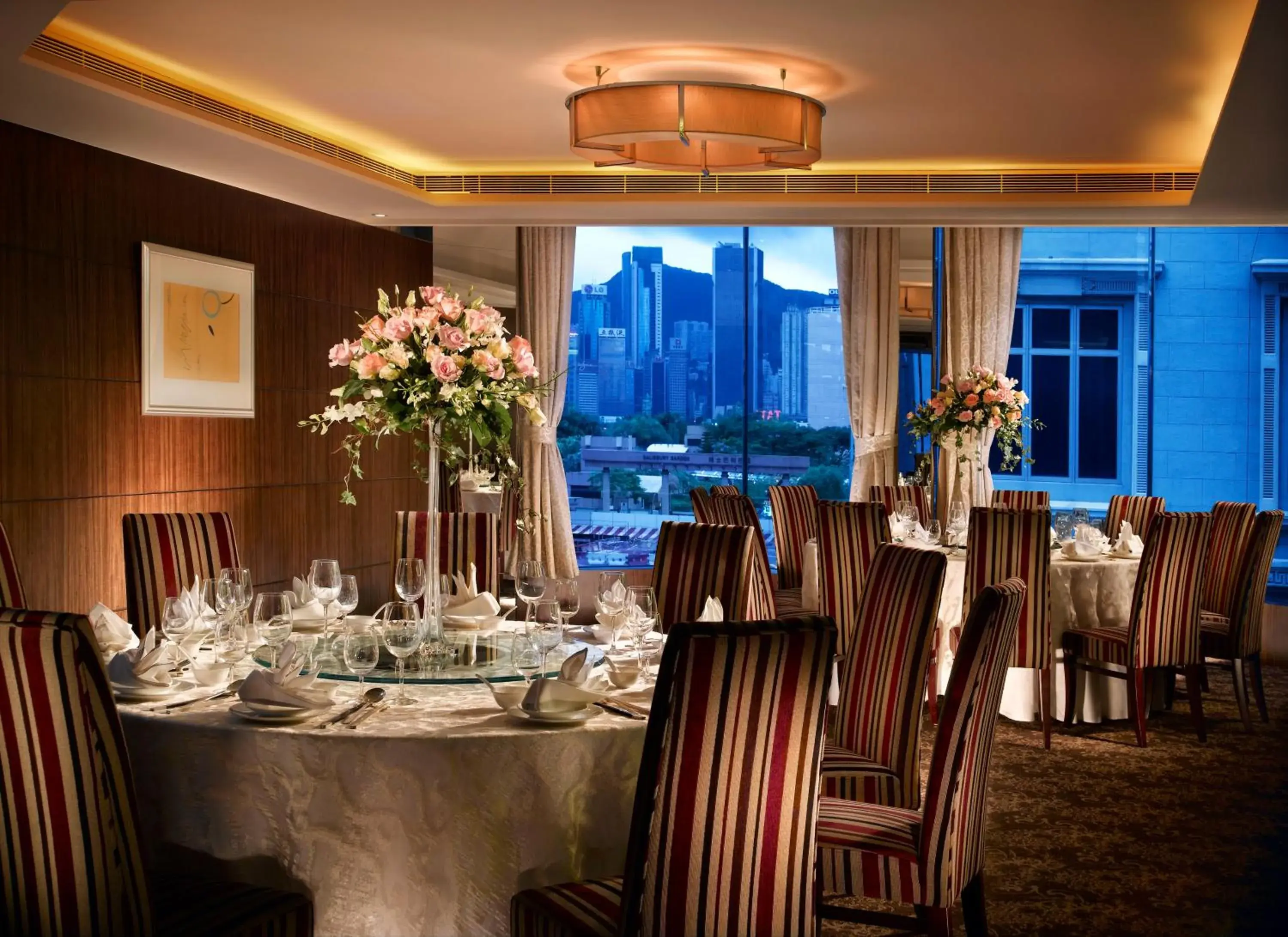 Restaurant/places to eat in The Kowloon Hotel Restaurant/places to eat in The Kowloon Hotel