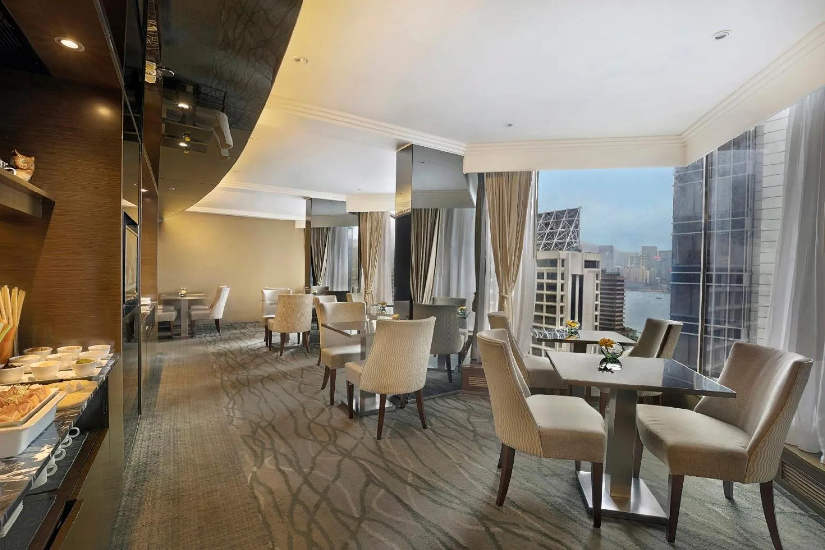 Lounge or bar in The Kowloon Hotel