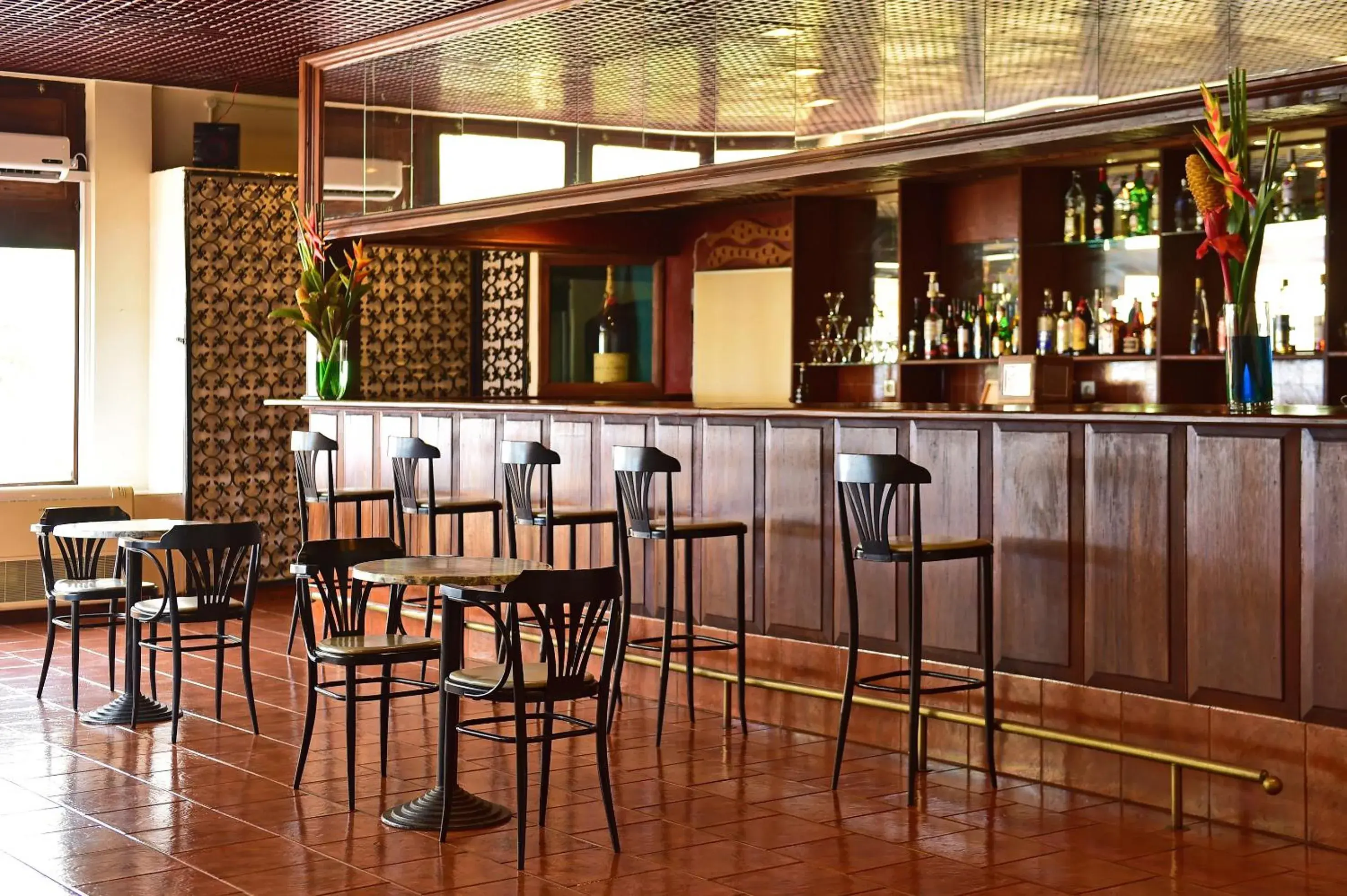 Lounge or bar in Pestana Miramar São Tomé Lounge or bar in Pestana Miramar São Tomé