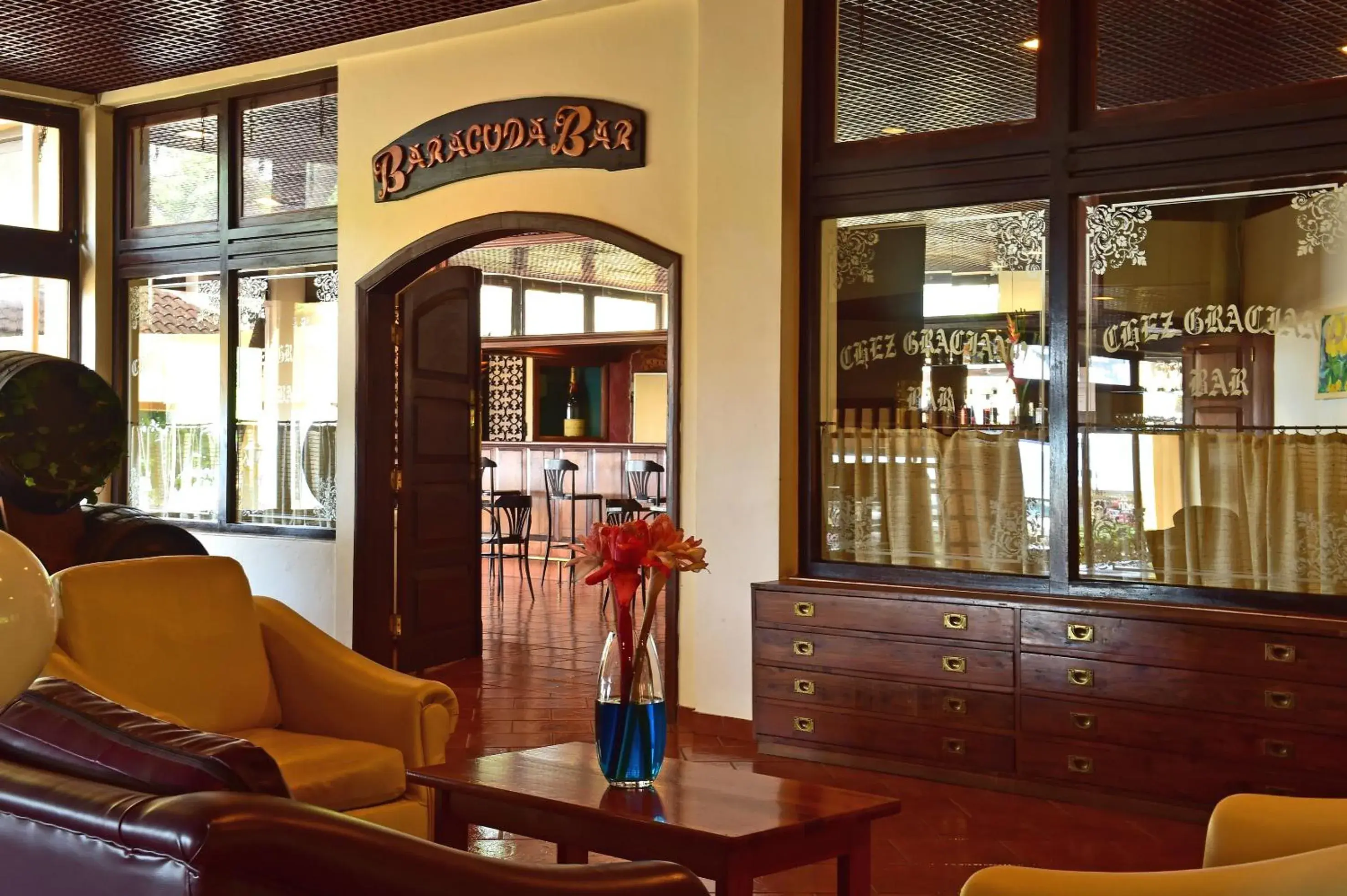 Lounge or bar in Pestana Miramar São Tomé Lounge or bar in Pestana Miramar São Tomé