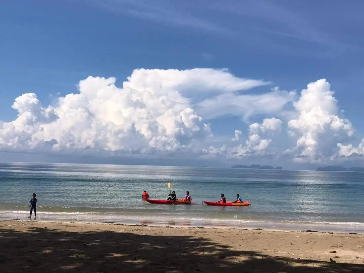 Activities in Koh Jum Delight Beach