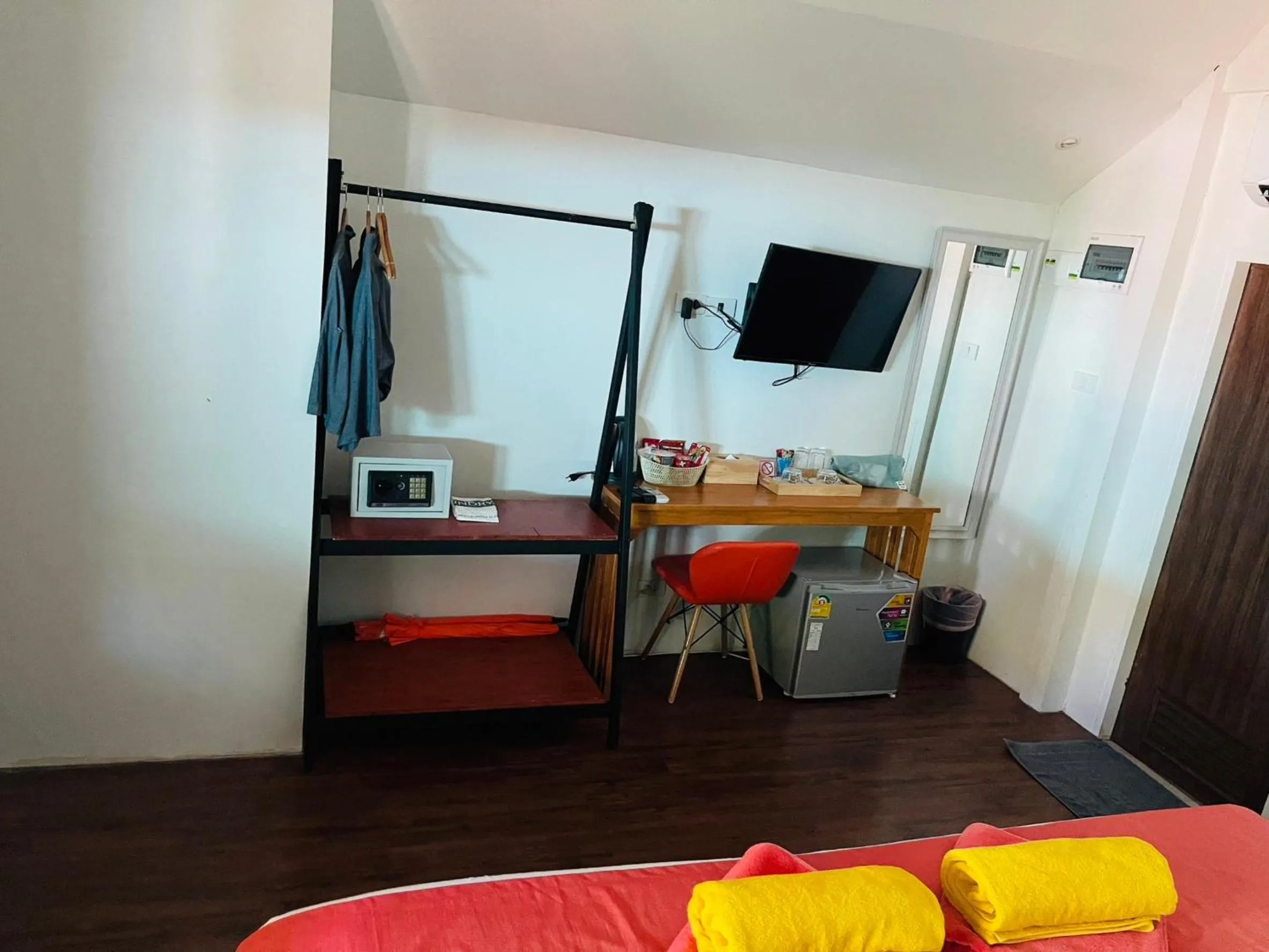 Area and facilities, Bed in Koh Jum Delight Beach