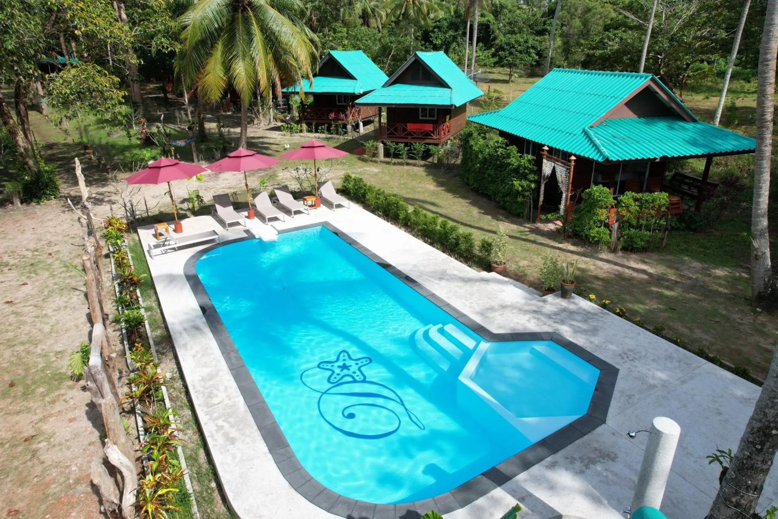 Swimming pool in Koh Jum Delight Beach