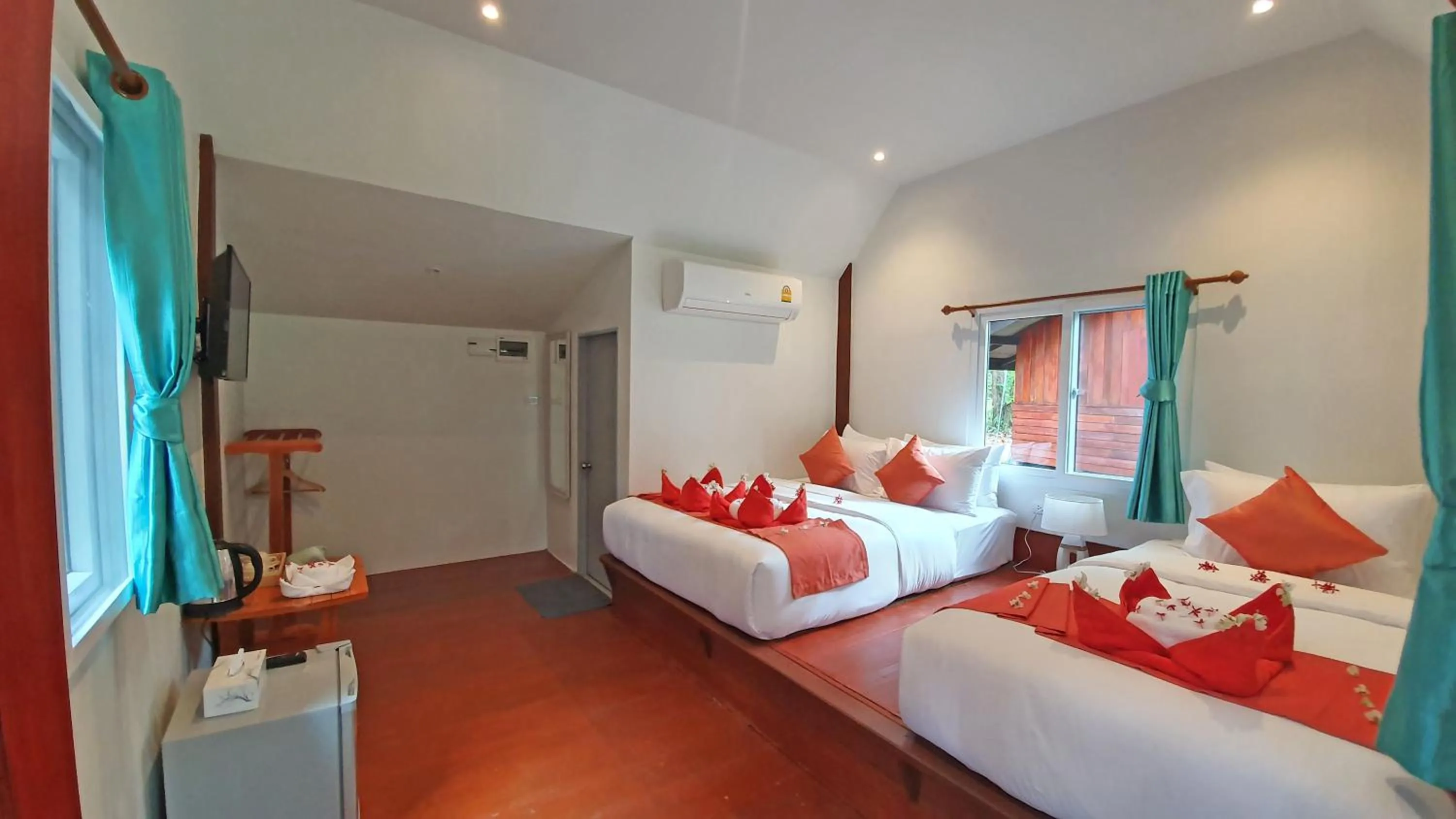 Bed in Koh Jum Delight Beach