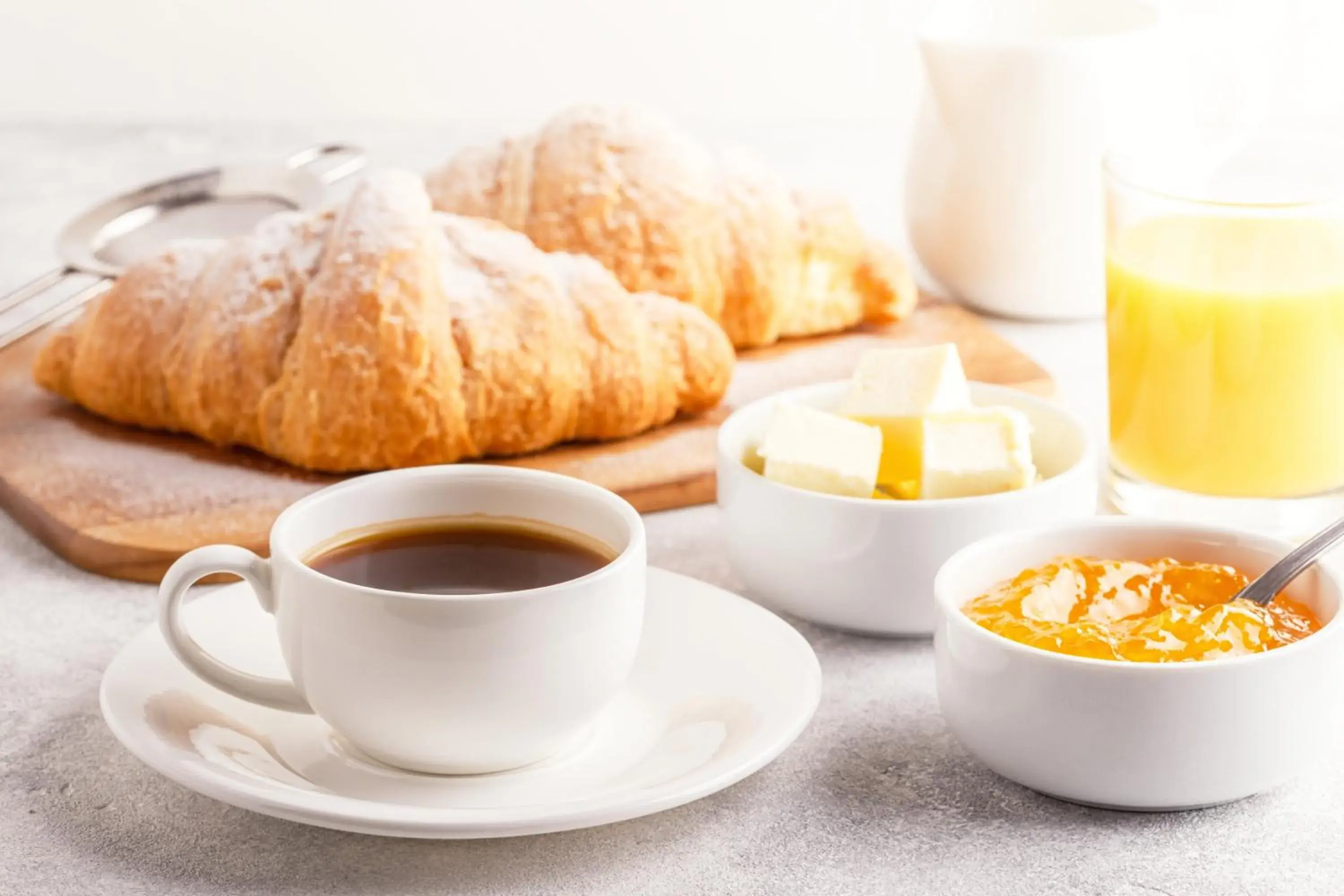 Breakfast in Charterhouse Causeway Bay Breakfast in Charterhouse Causeway Bay