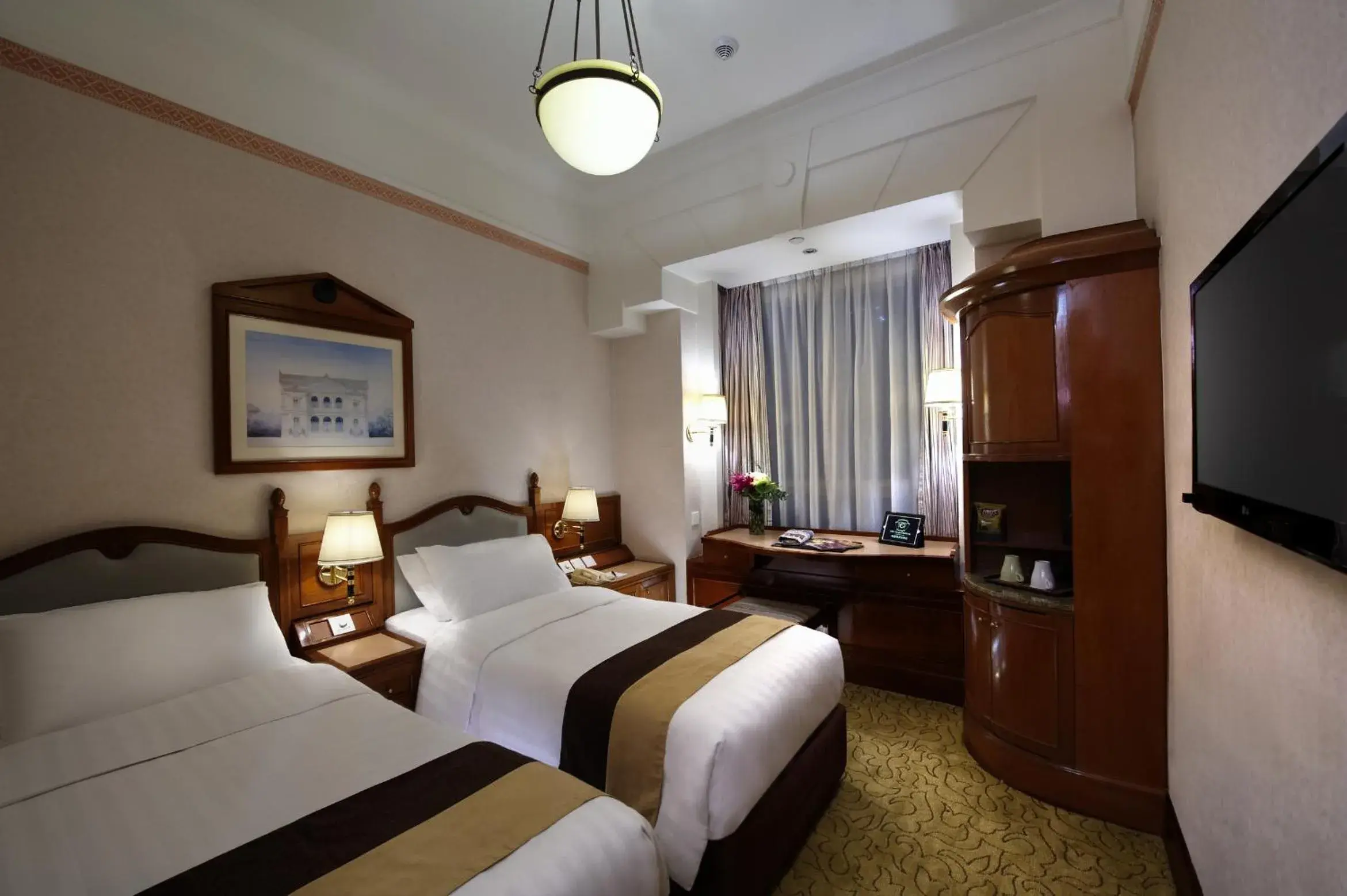 Photo of the whole room, Bed in Charterhouse Causeway Bay Photo of the whole room, Bed in Charterhouse Causeway Bay