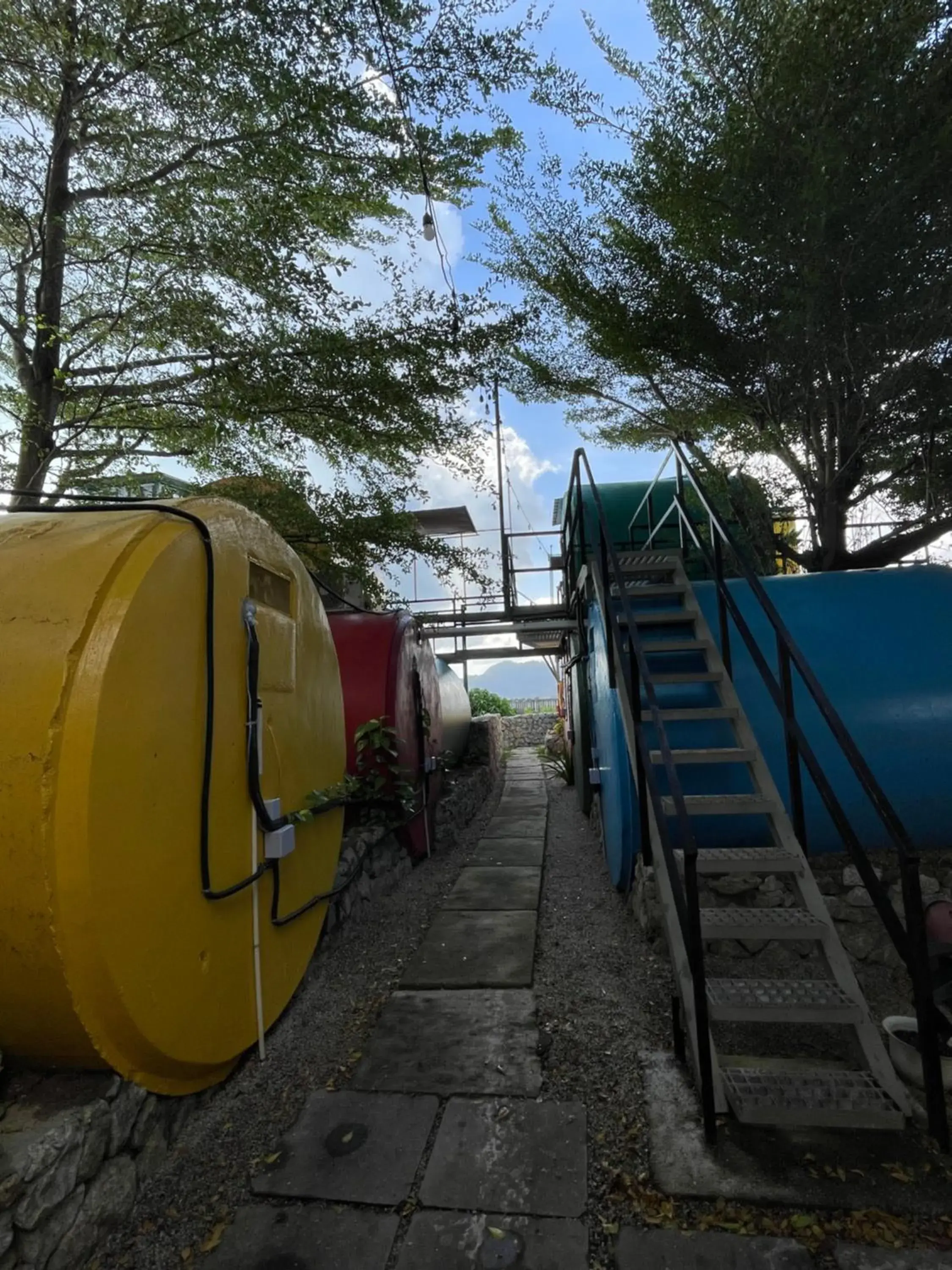 Facade/entrance in Tubotel Facade/entrance in Tubotel