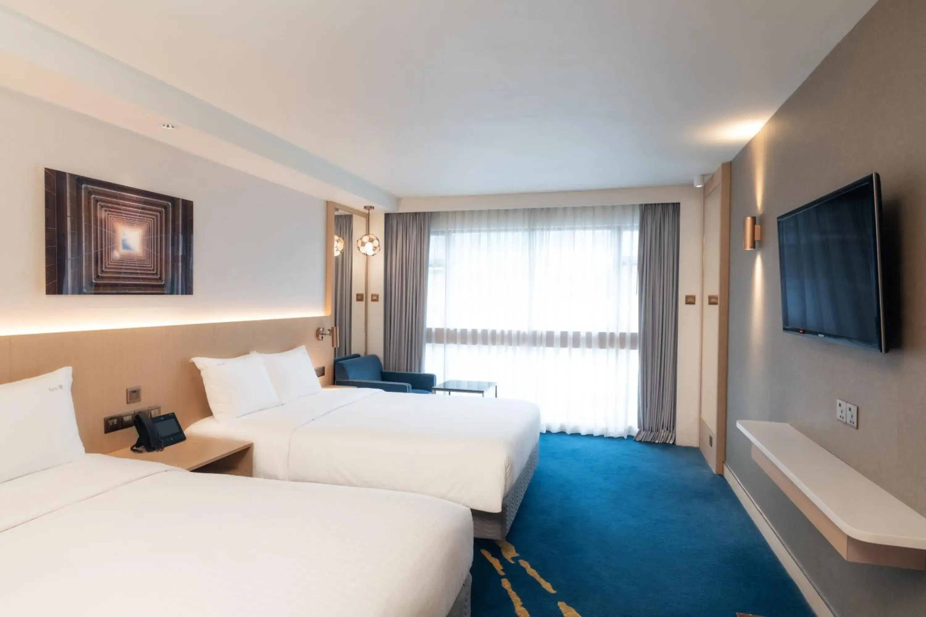 Upgraded Premium Room in Holiday Inn Golden Mile by IHG Upgraded Premium Room in Holiday Inn Golden Mile by IHG