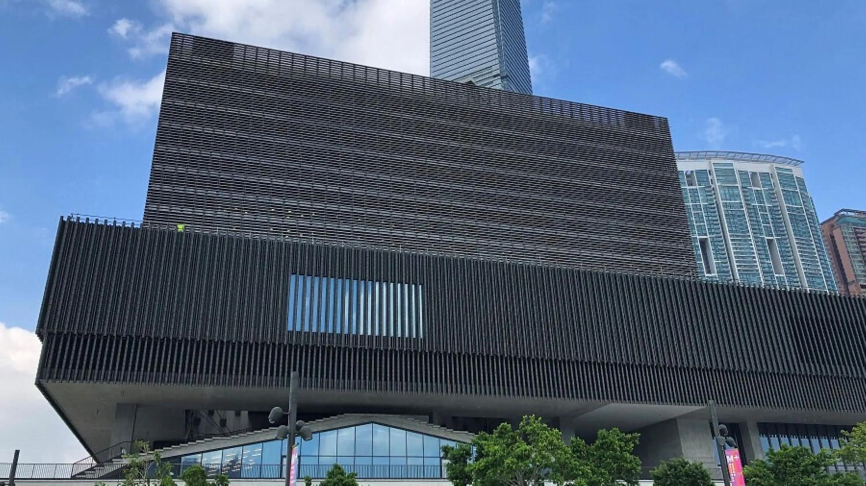 Area and facilities in Holiday Inn Golden Mile by IHG