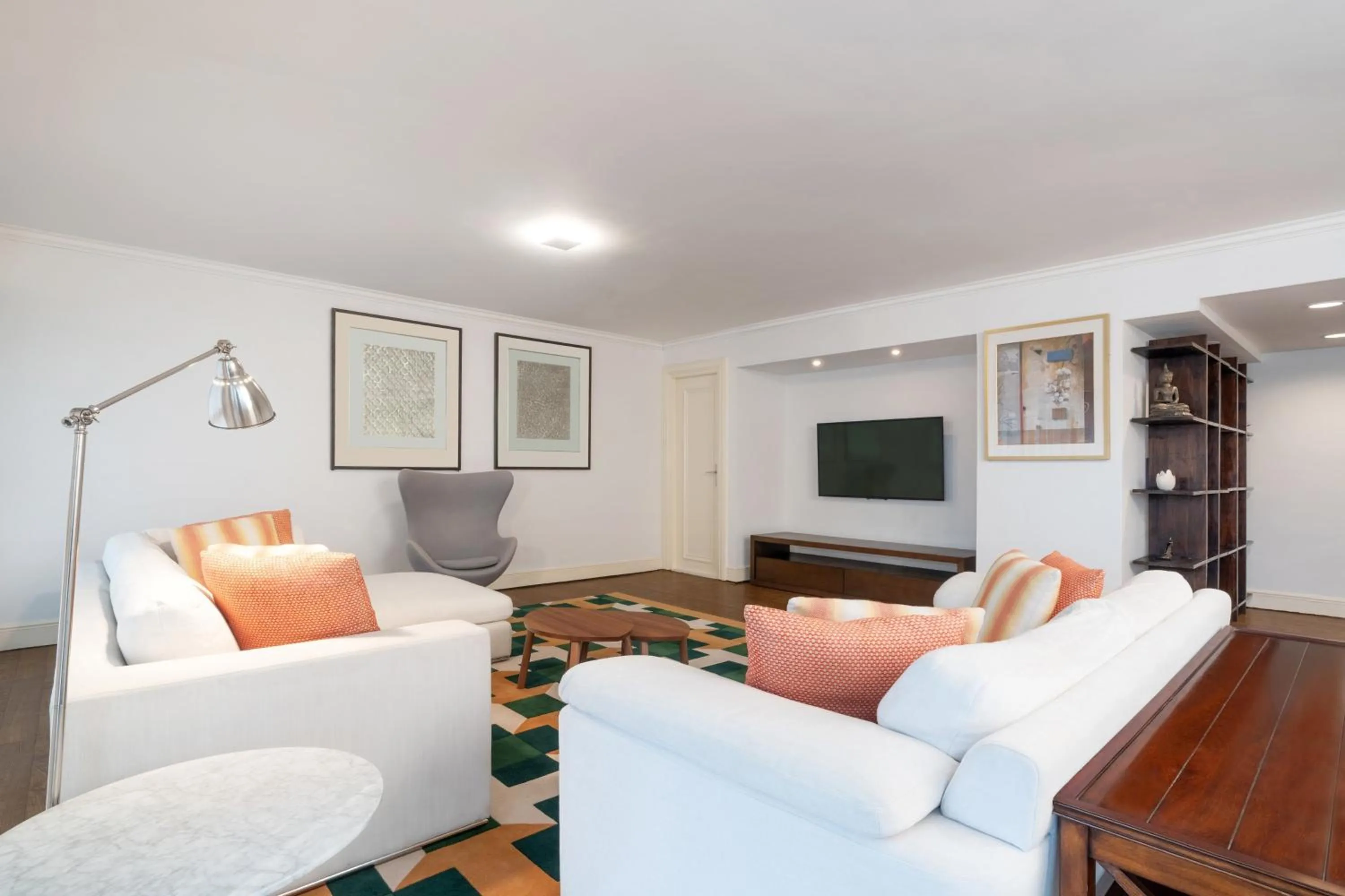 Photo of the whole room in Holiday Inn Golden Mile by IHG