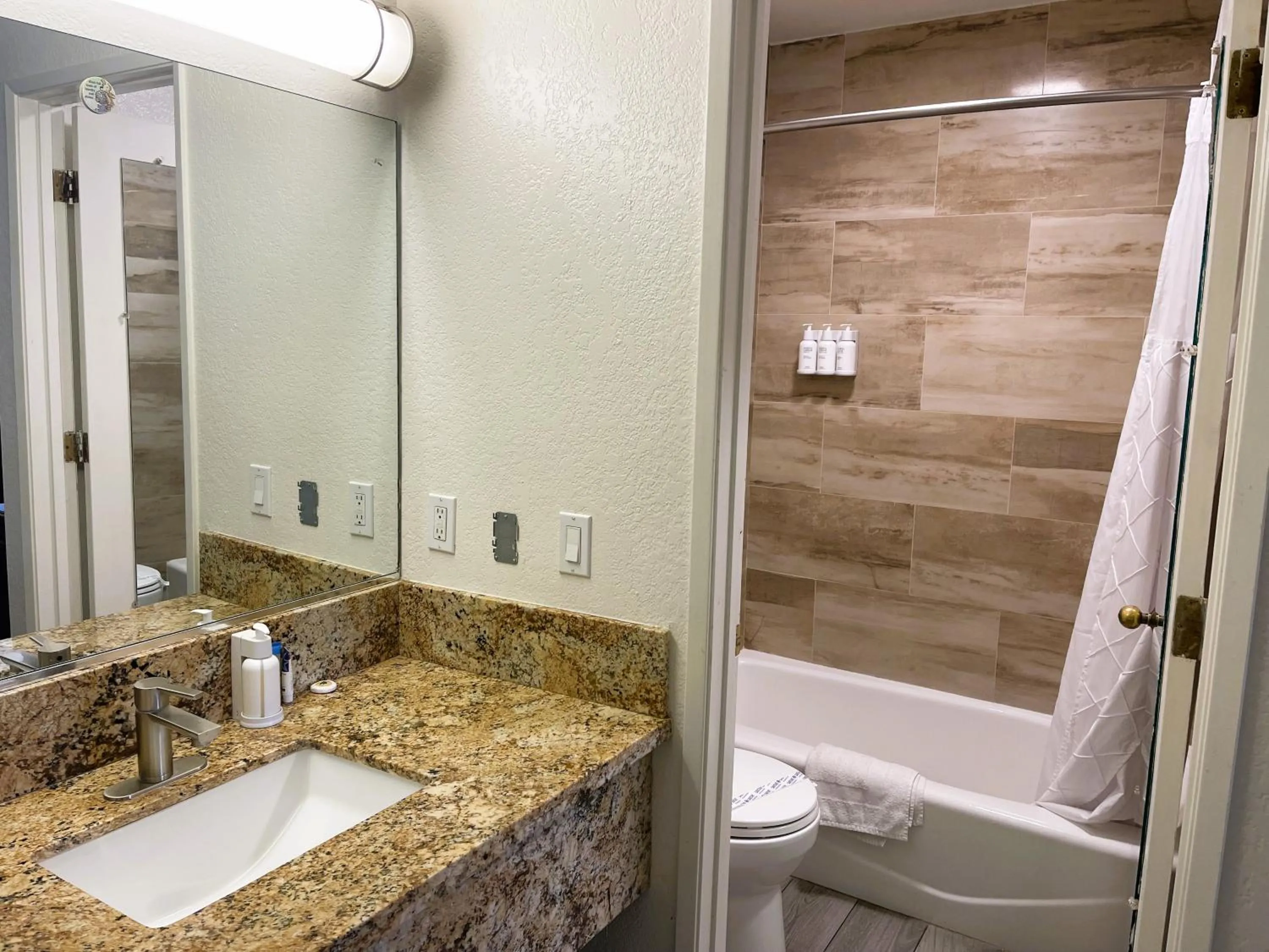 Americas Best Value Inn and Suites -Yucca Valley