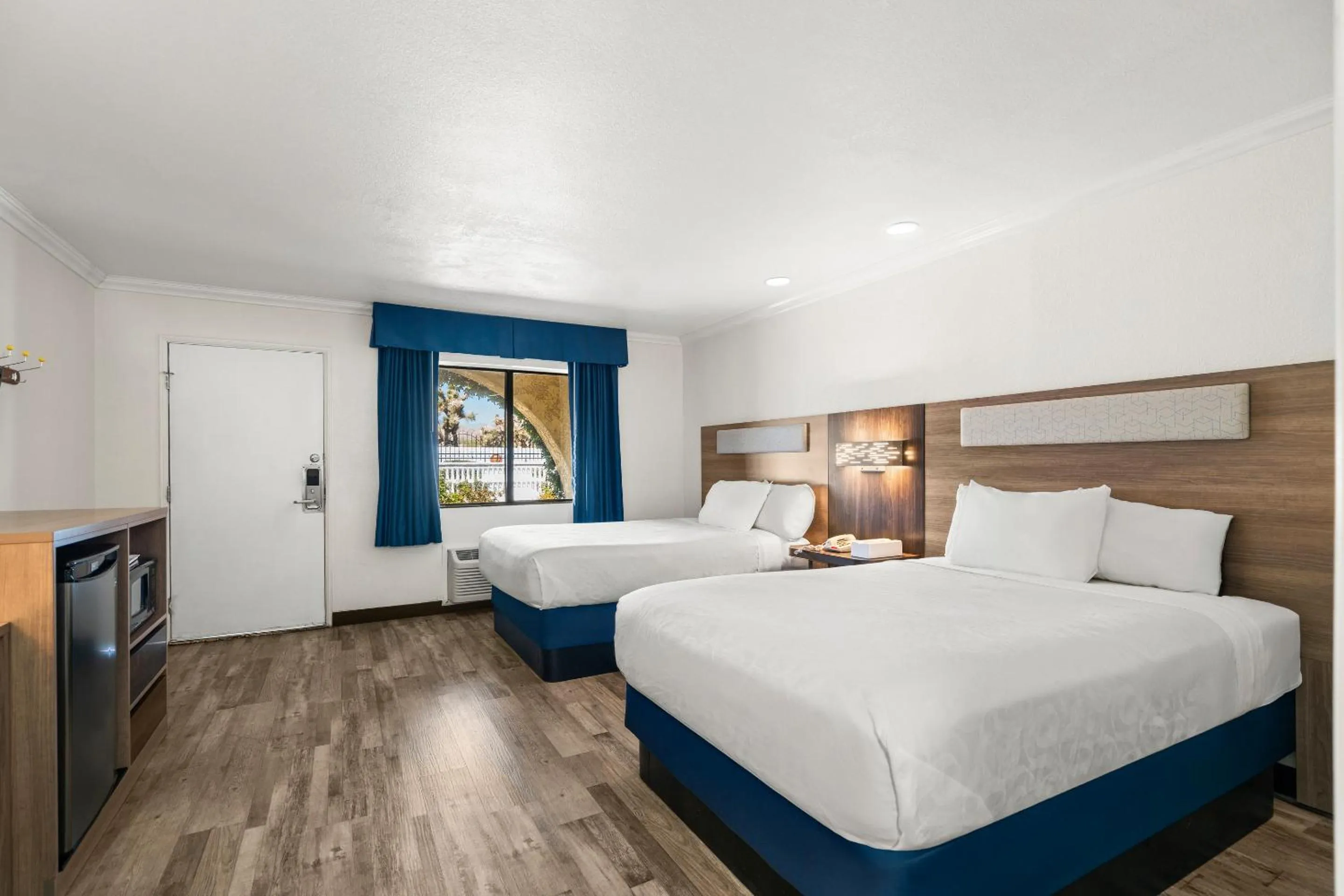 Bed in Americas Best Value Inn and Suites -Yucca Valley