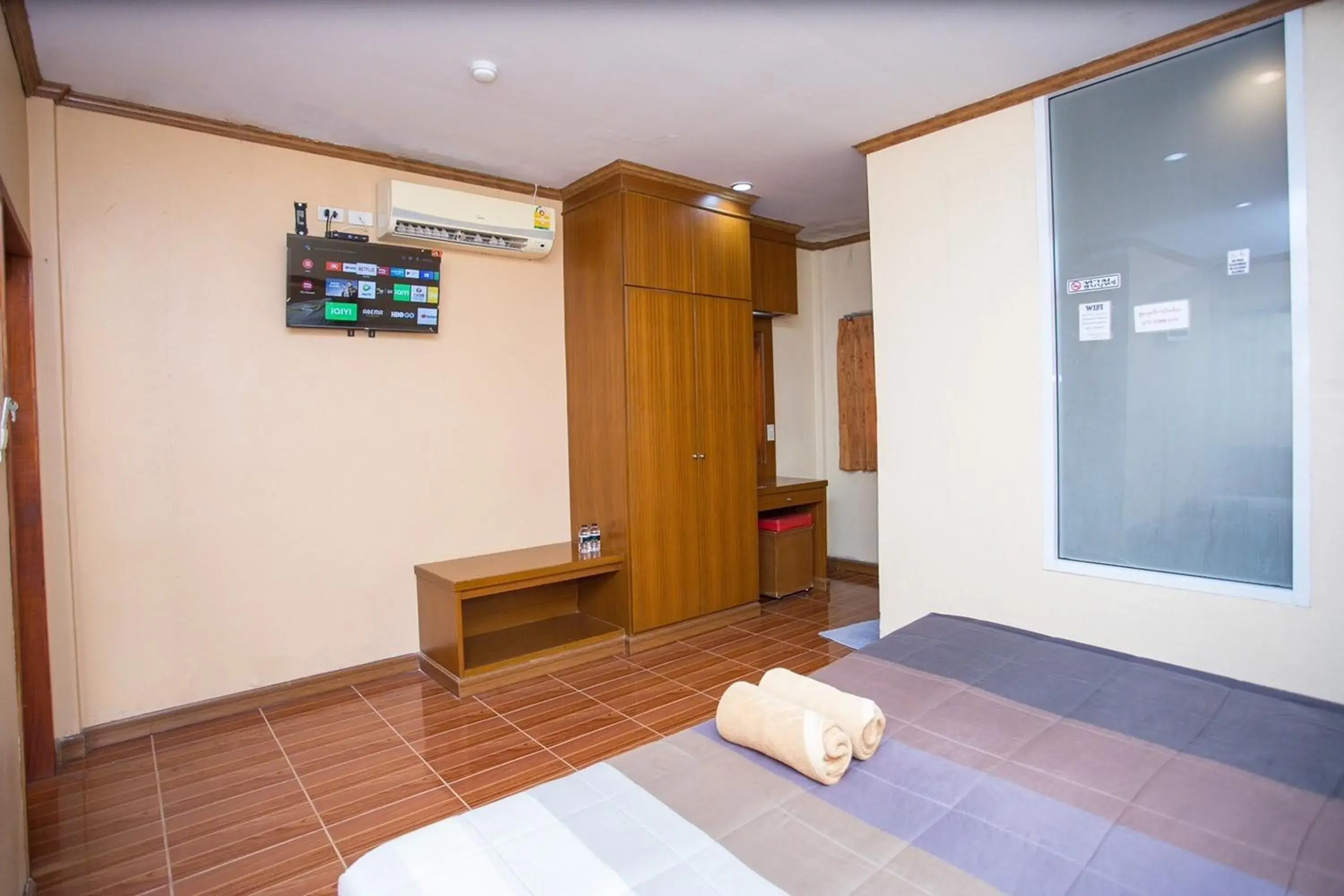 Bedroom, Bed in M.P Resort Bedroom, Bed in M.P Resort