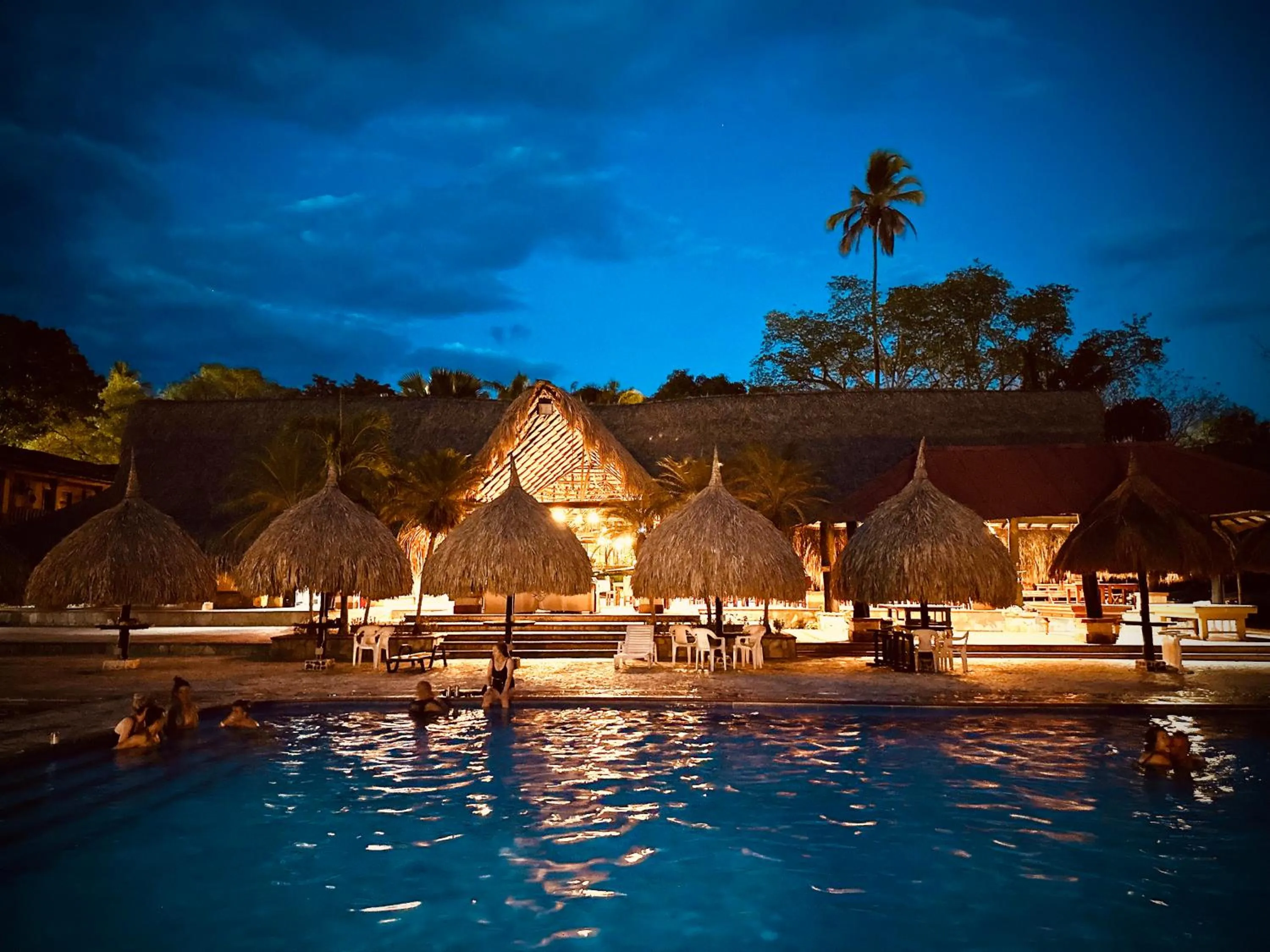 Pool view in Hotel Portón del Sol