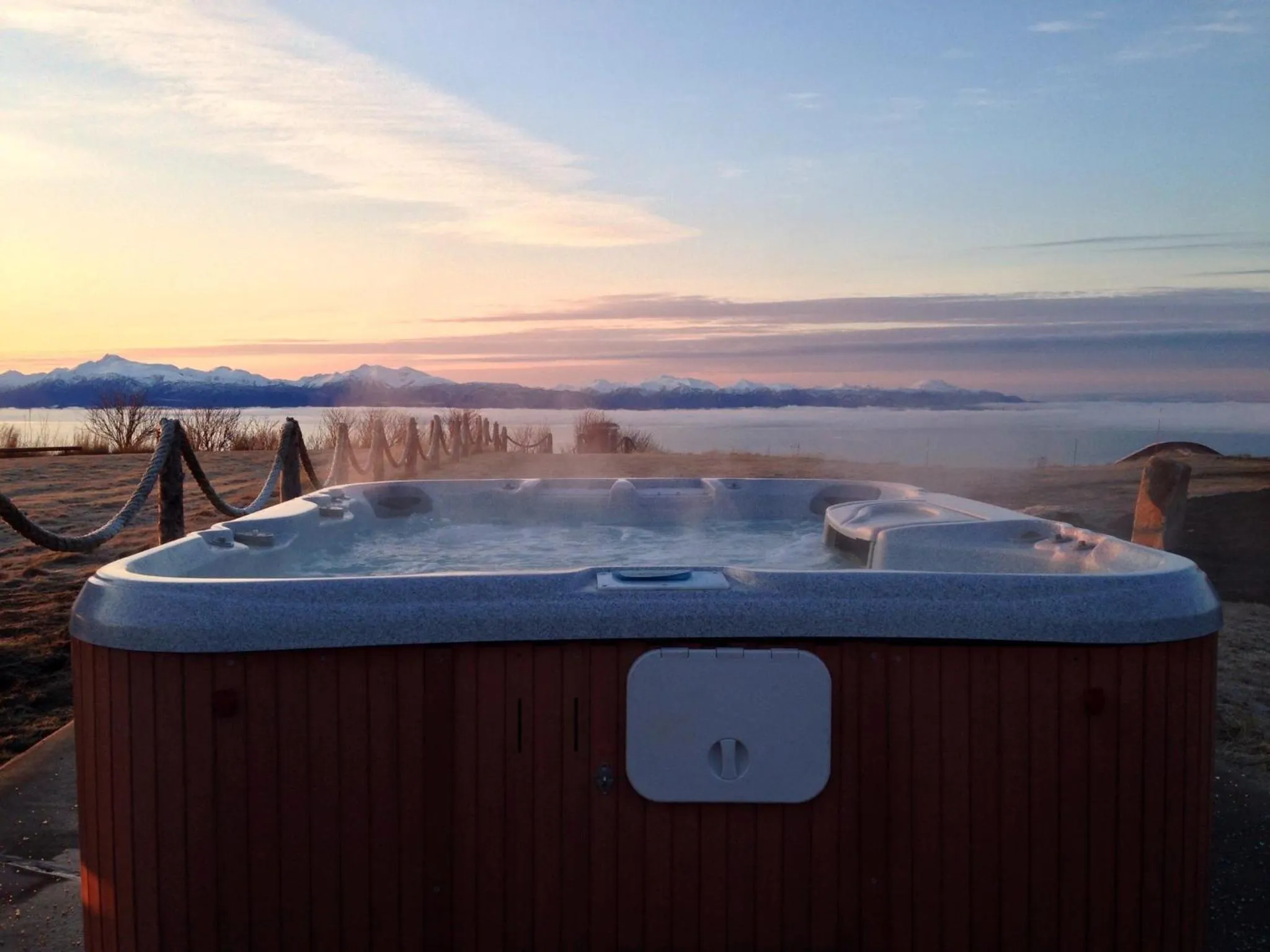 Hot Tub in Kenai Peninsula Suites