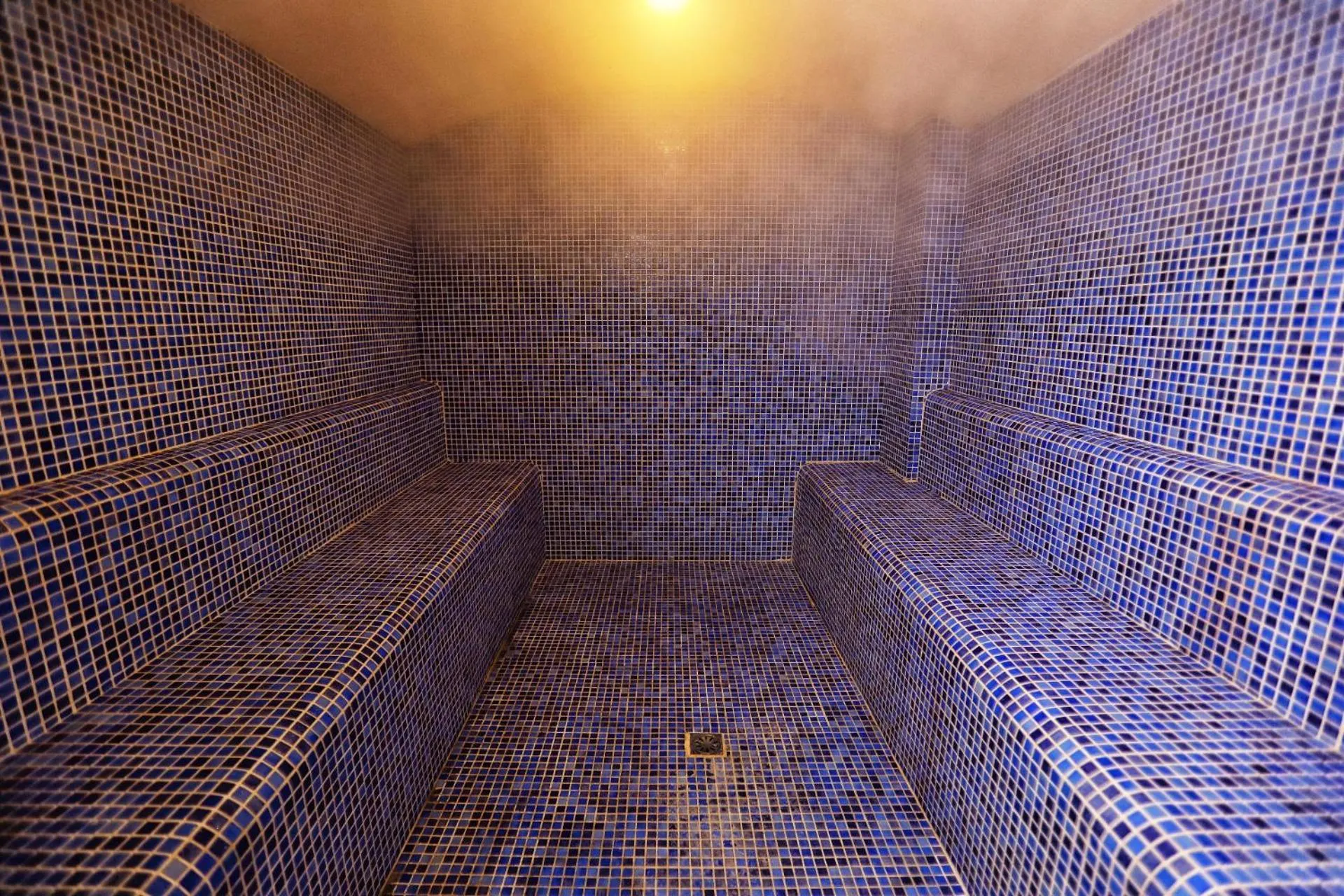 Steam room in The Green Park Gaziantep