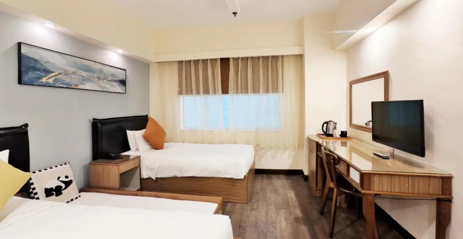 Bed in The Imperial Hotel