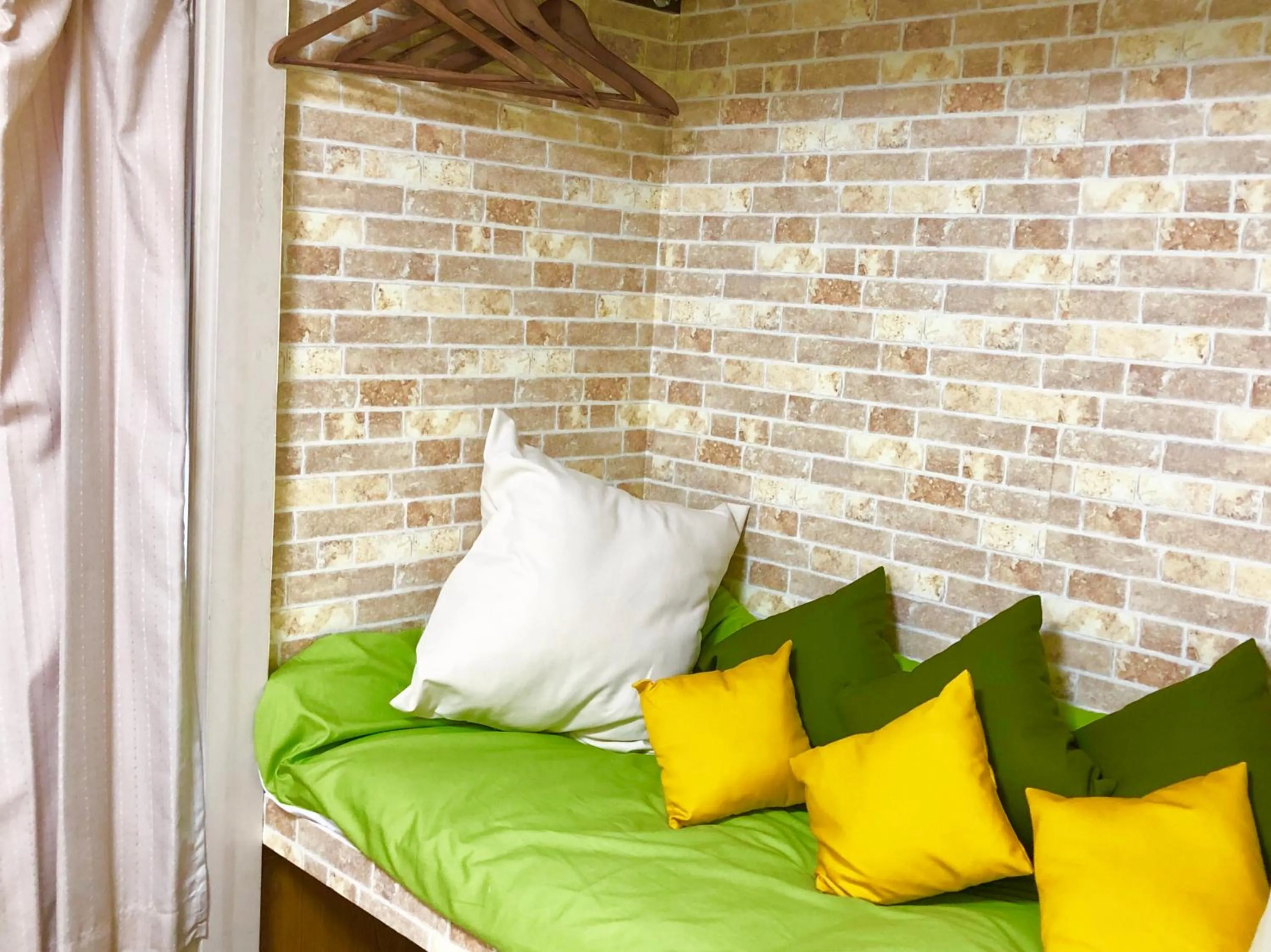 Photo of the whole room, Bed in Sakura Komachi