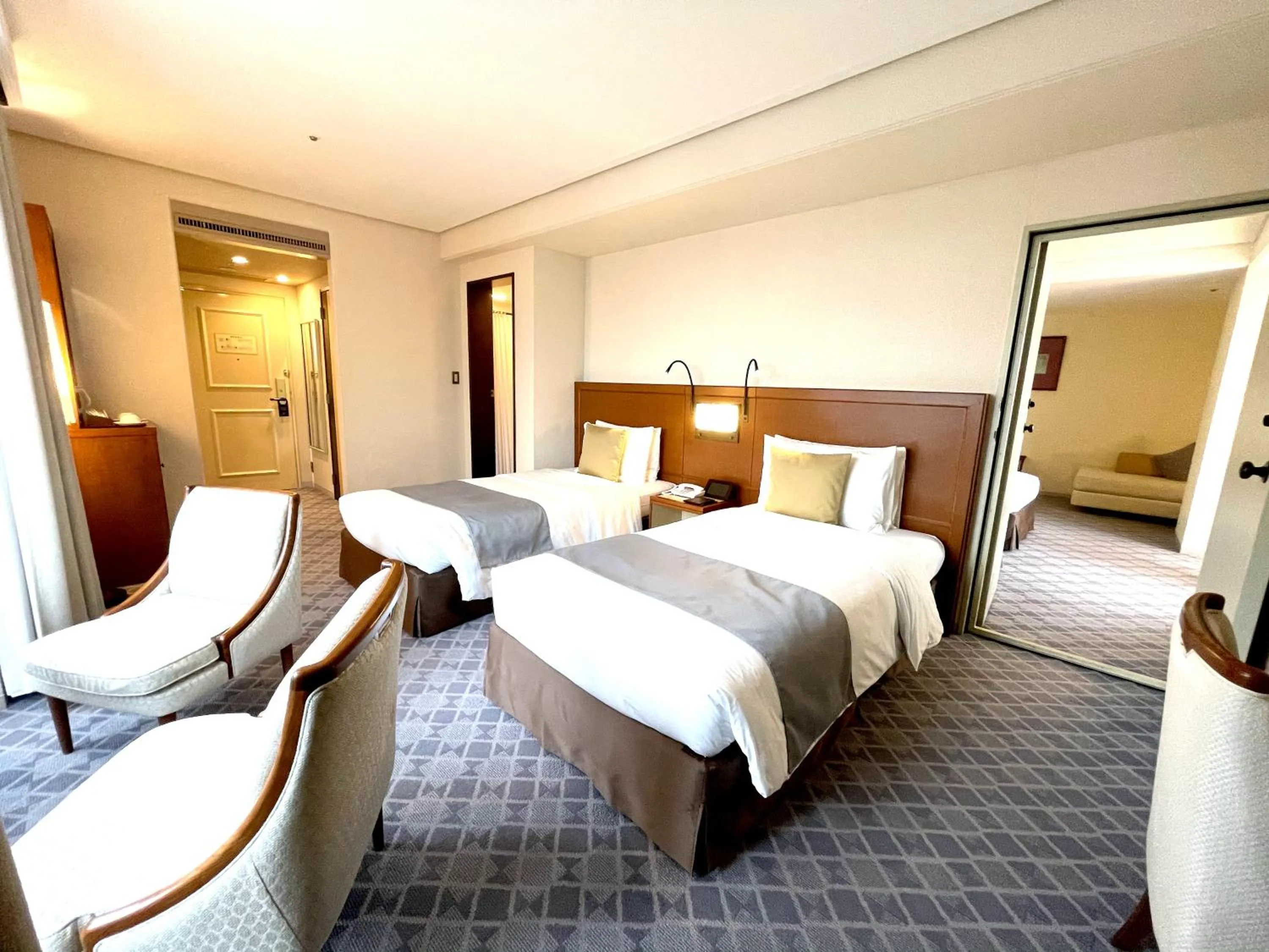 Bedroom, Bed in Imperial Hotel Tokyo