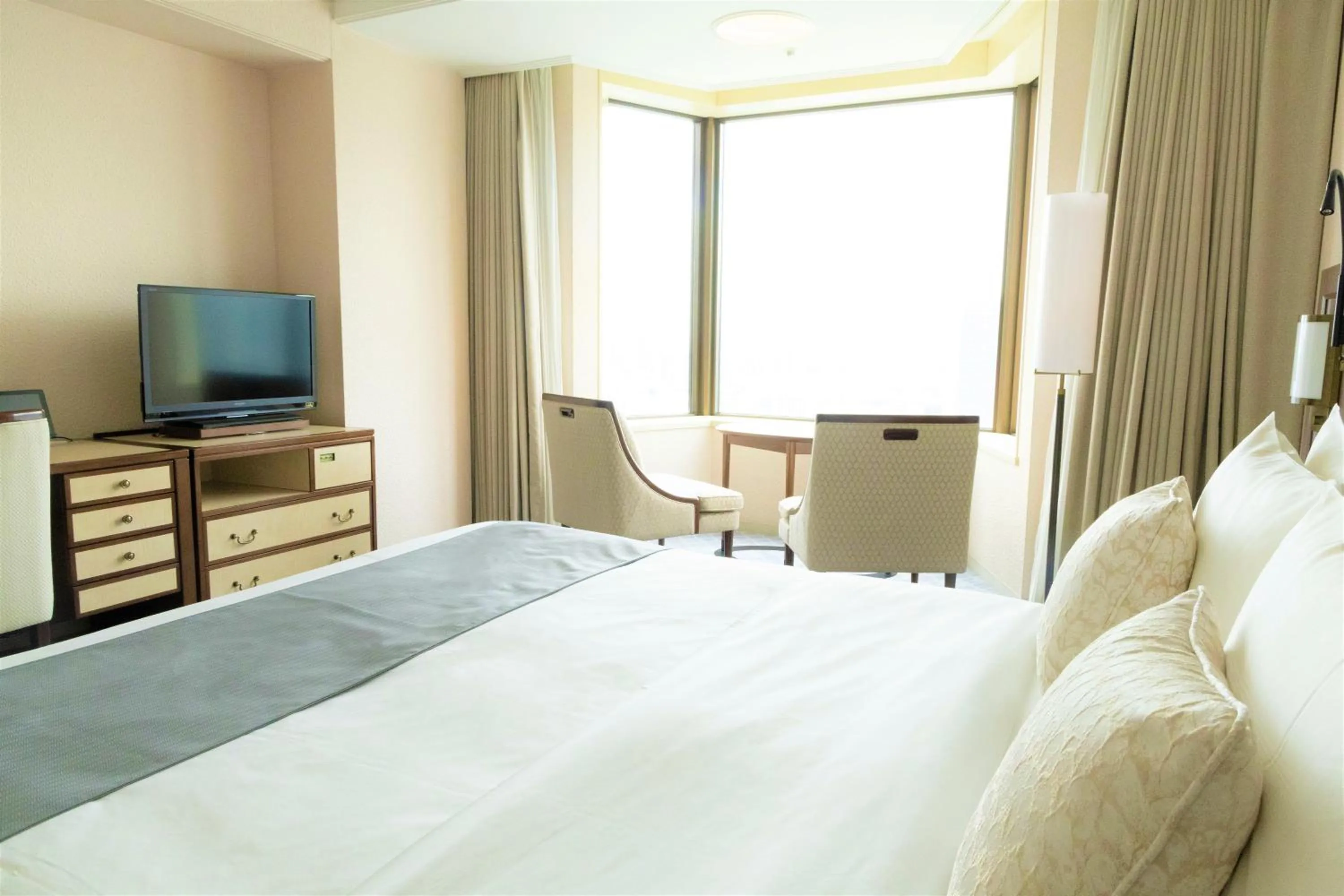 Bed in Imperial Hotel Tokyo