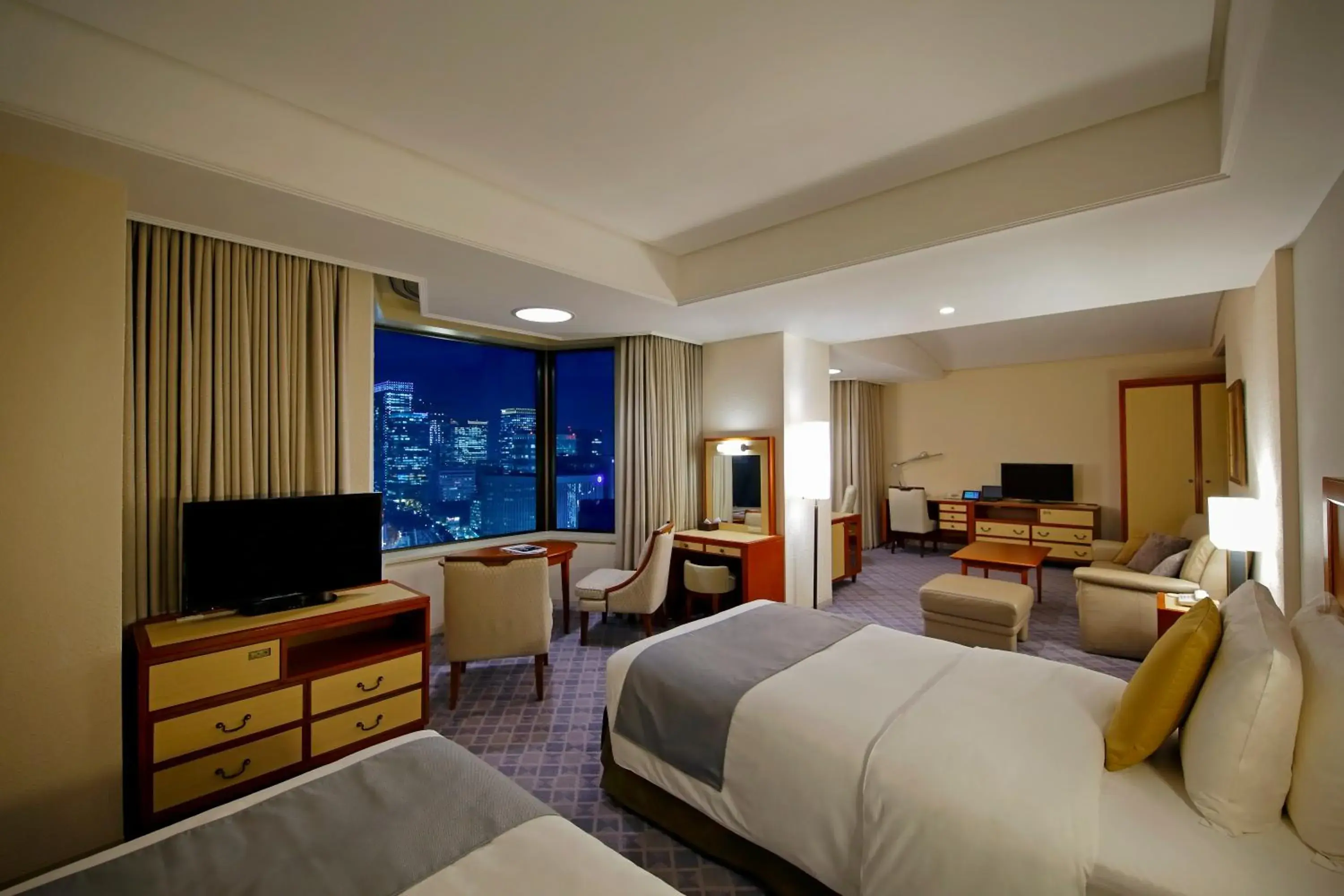 Tower Building - High Floor Premier Twin in Imperial Hotel Tokyo Tower Building - High Floor Premier Twin in Imperial Hotel Tokyo