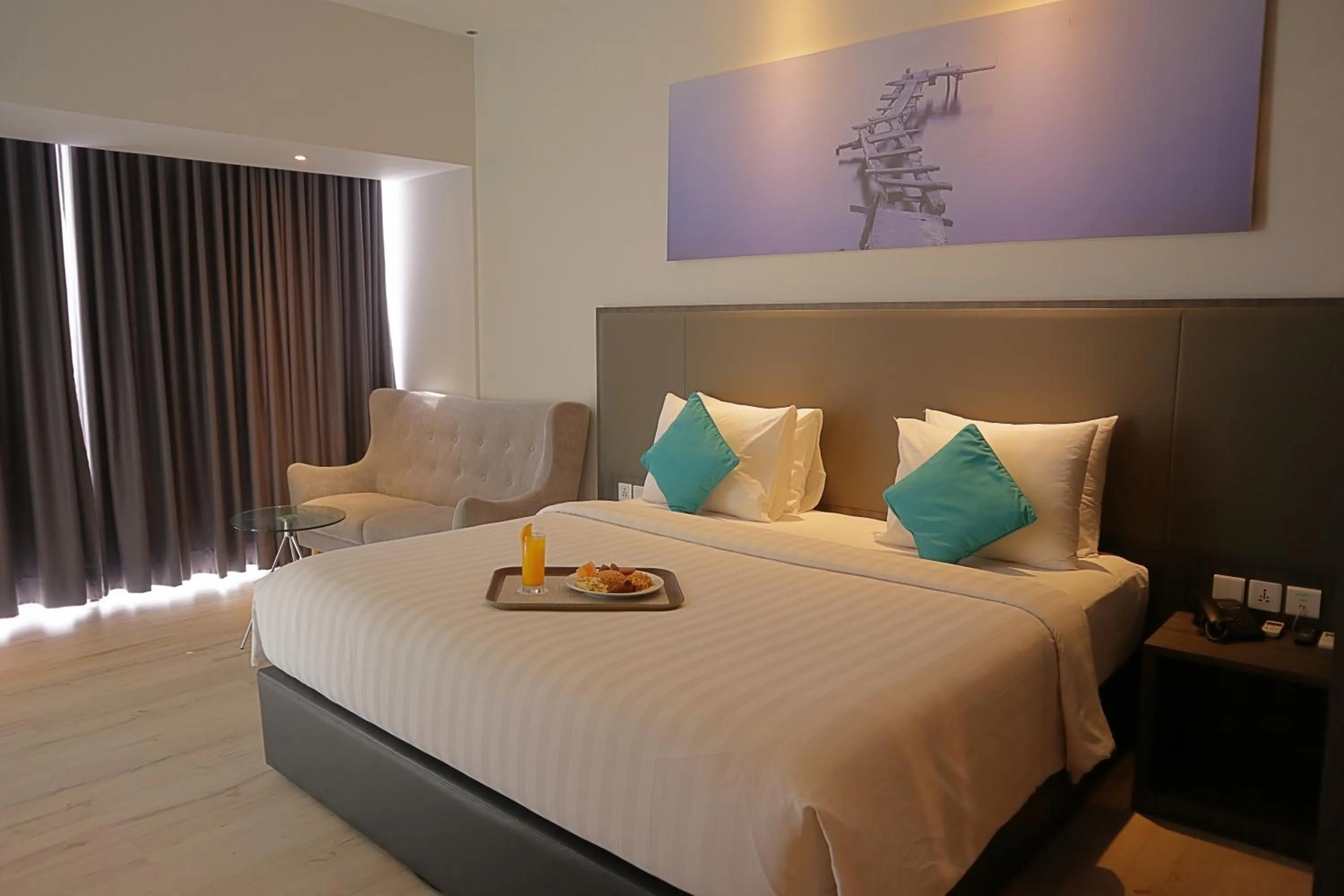 Photo of the whole room, Bed in The Hills Batam