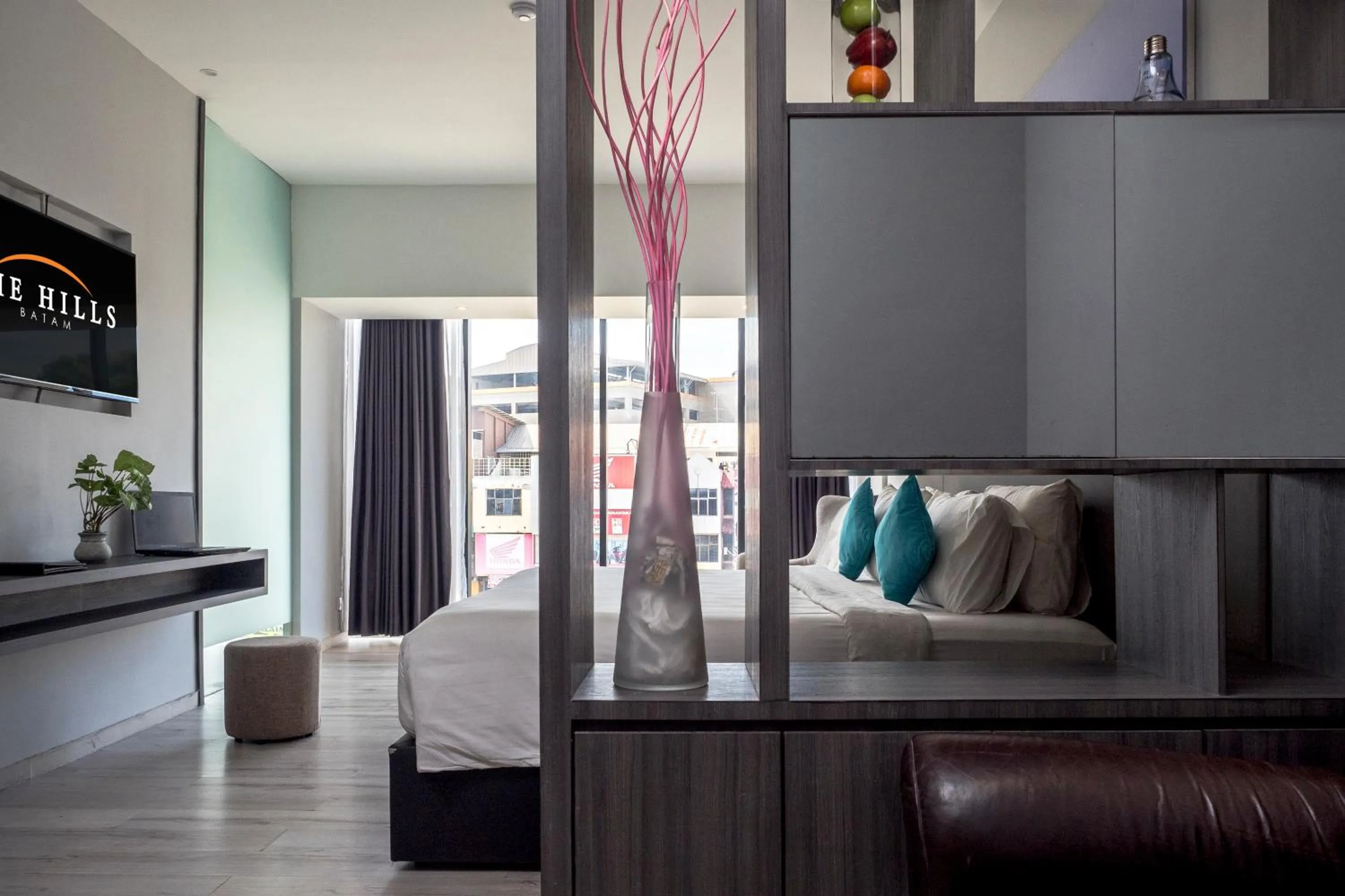 Photo of the whole room in The Hills Batam