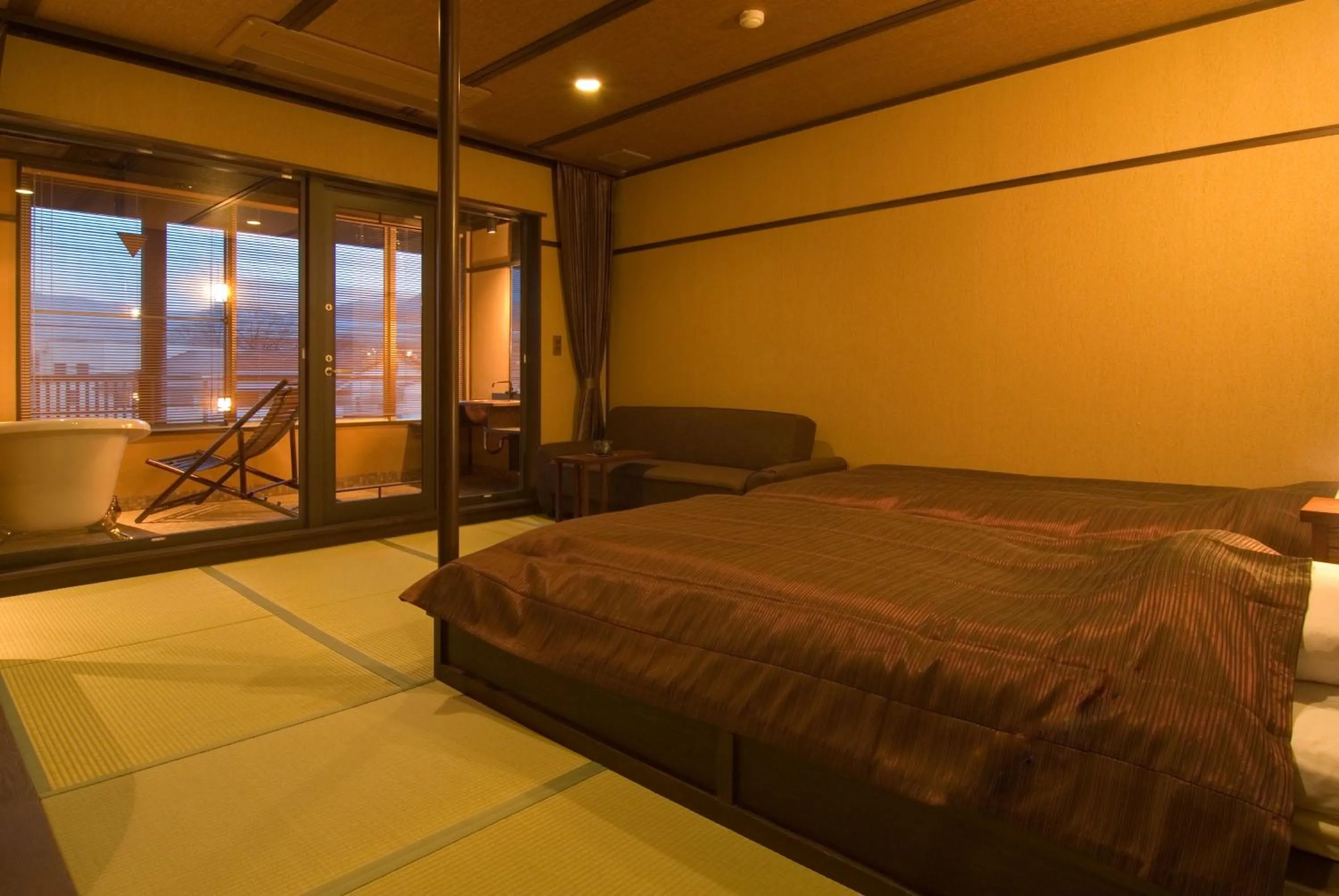 Photo of the whole room, Bed in Mount View Hakone