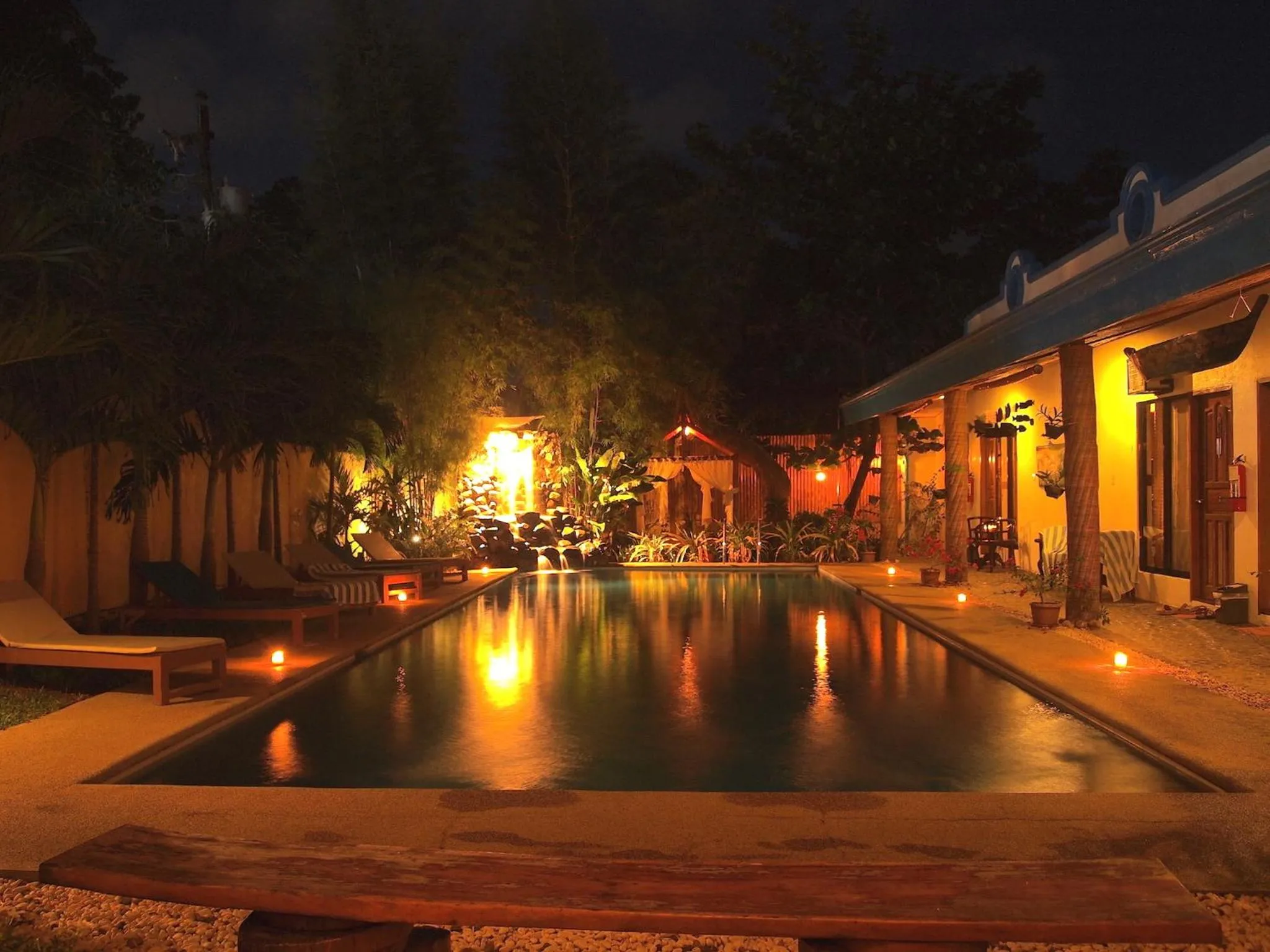 Swimming pool in Floral Villarosa