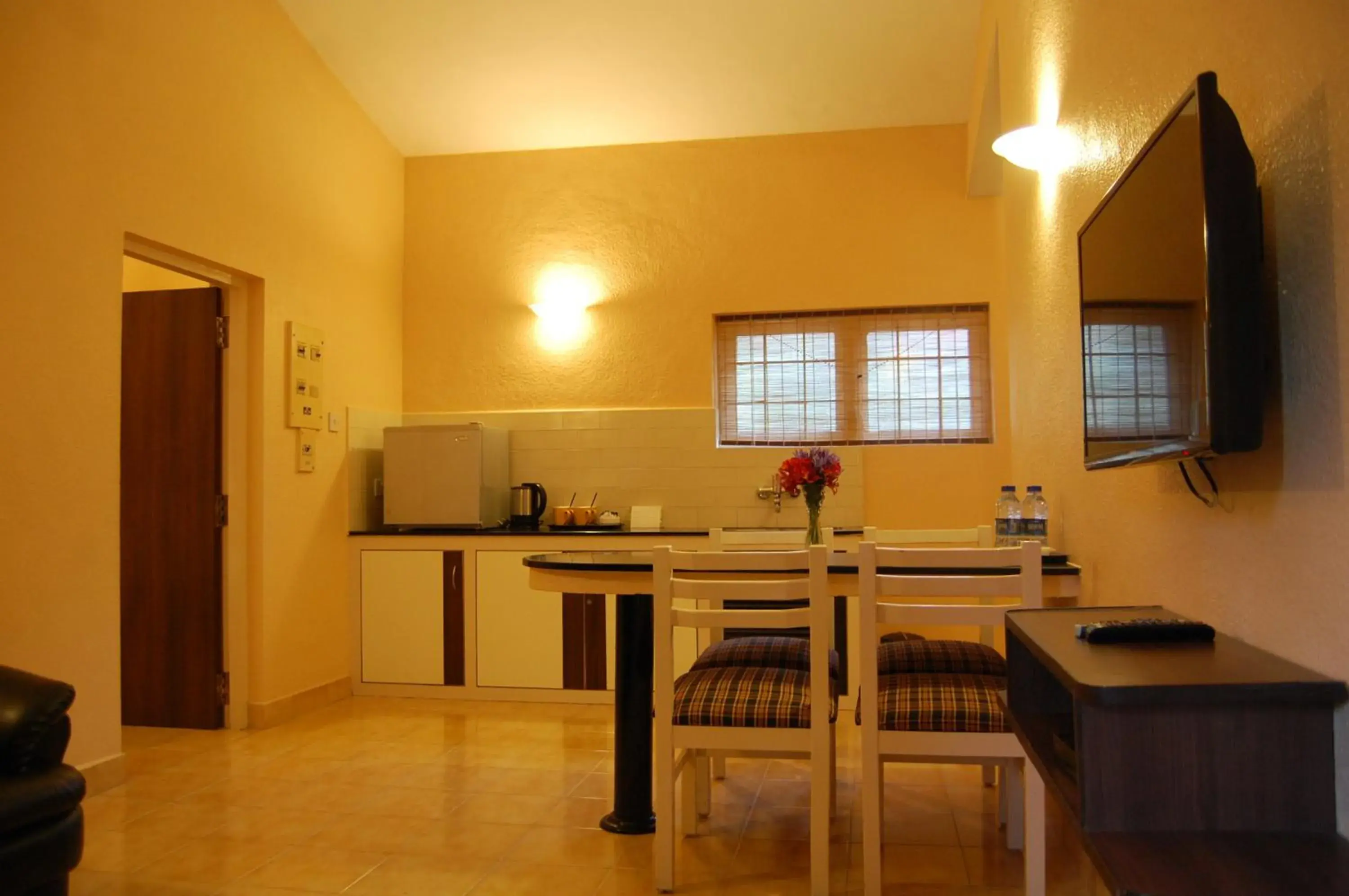 Deluxe 2 Bedroom Cottage in Green Pastures - A Hill Country Resort Deluxe 2 Bedroom Cottage in Green Pastures - A Hill Country Resort