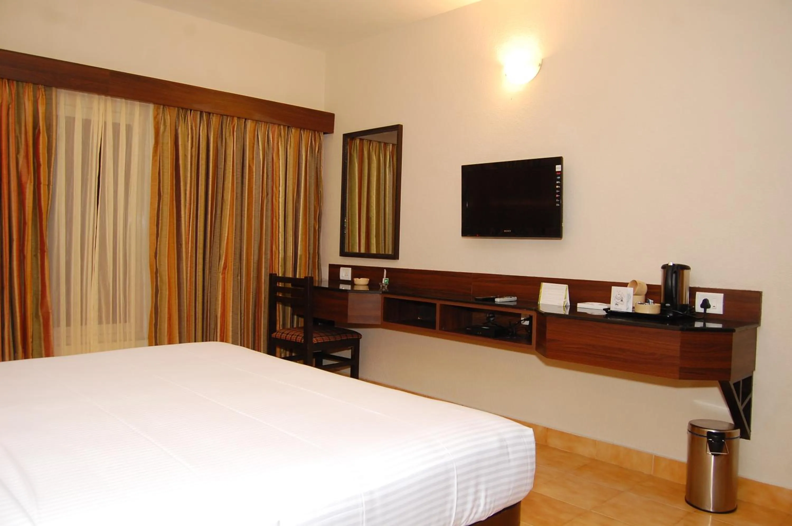 Bed in Green Pastures - A Hill Country Resort