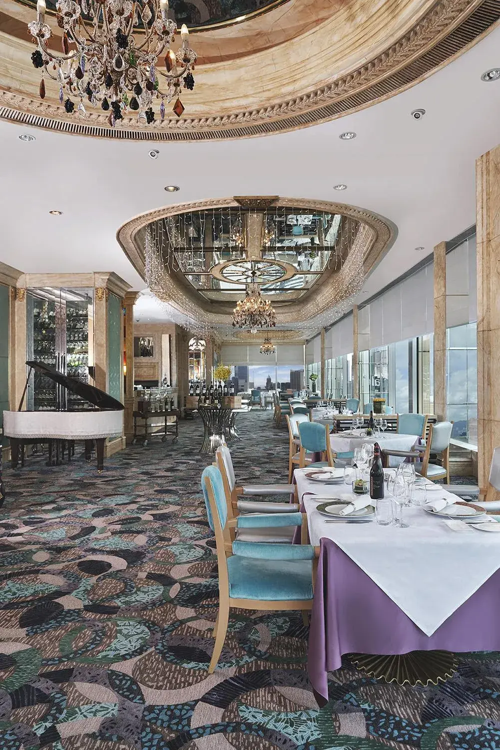 Restaurant/places to eat in Regal Hongkong Hotel Restaurant/places to eat in Regal Hongkong Hotel