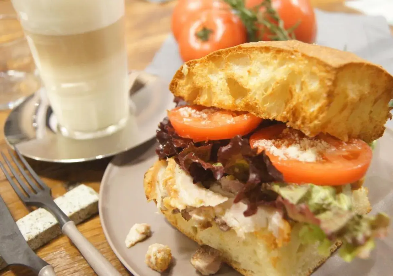 Restaurant/places to eat in APA Hotel Ginza Shintomicho Ekimae Restaurant/places to eat in APA Hotel Ginza Shintomicho Ekimae