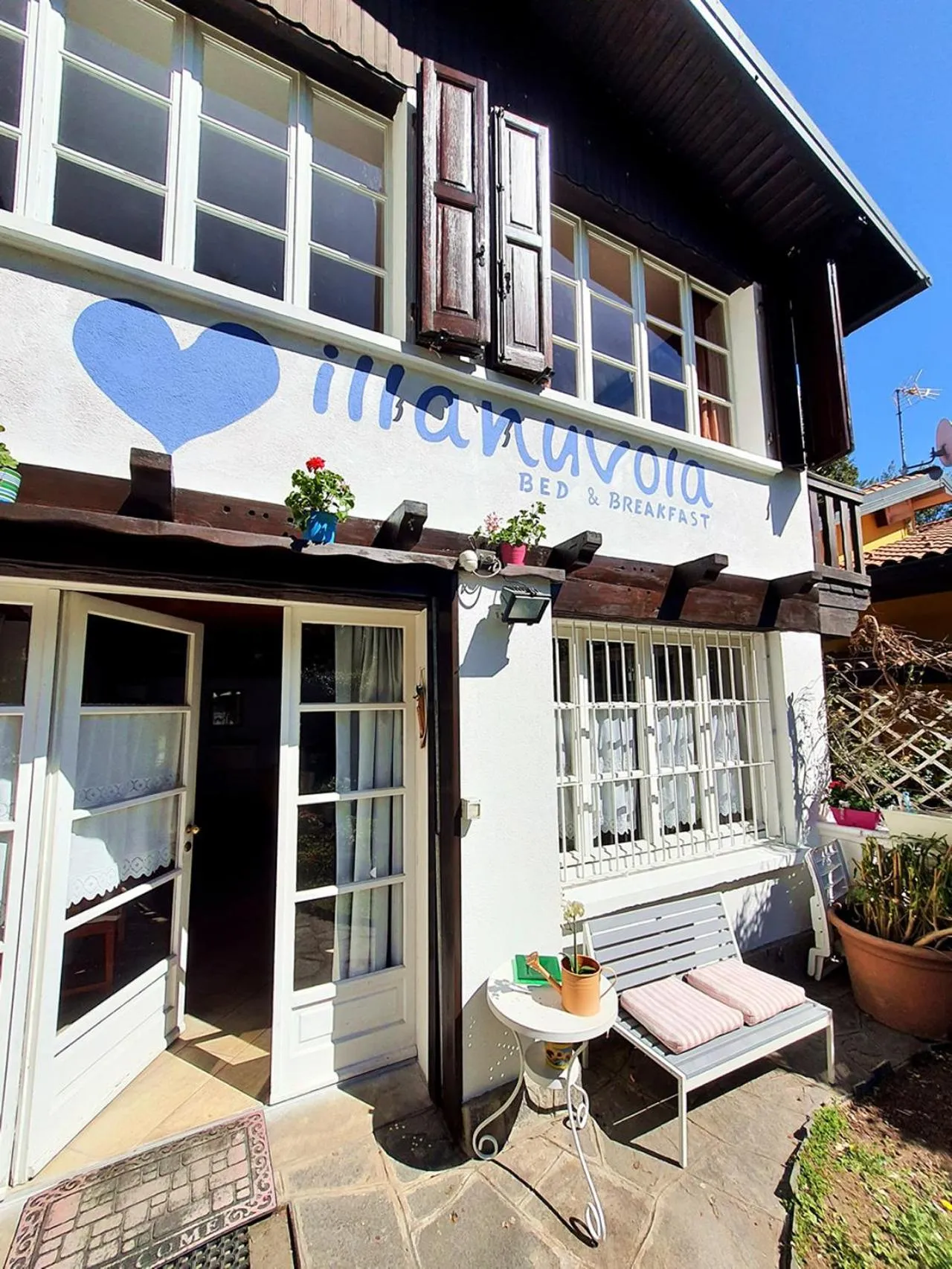 Property building in Villanuvola