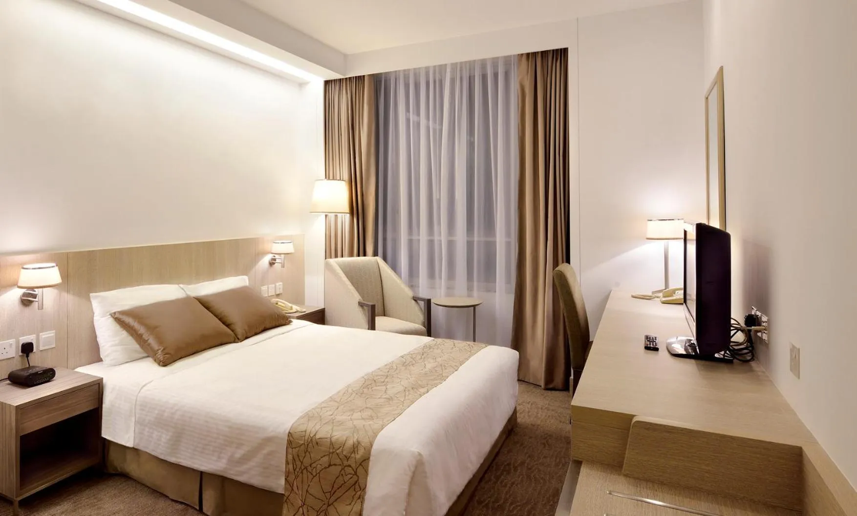 Bedroom in The Salisbury - YMCA of Hong Kong