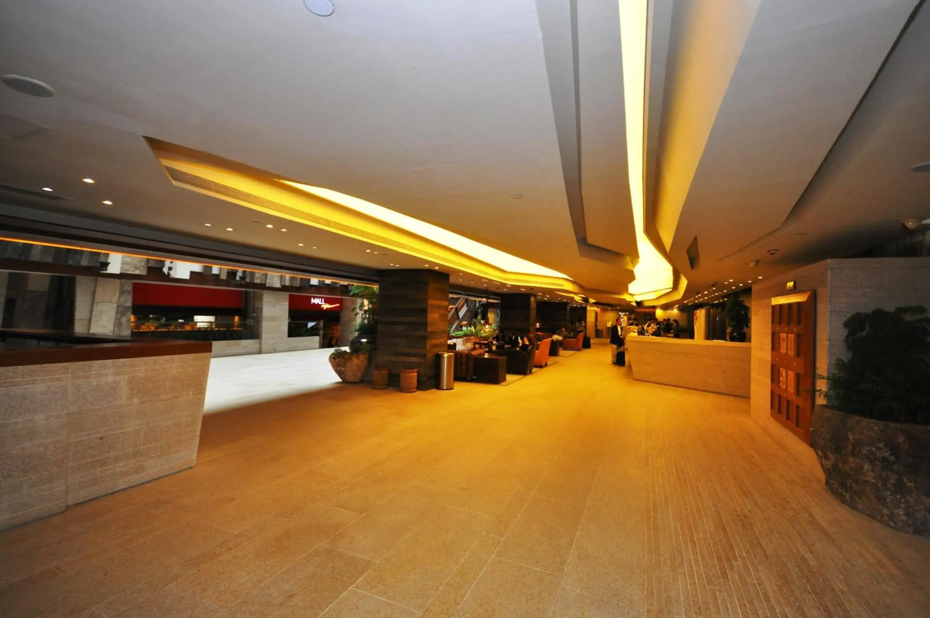 Lobby or reception in The Salisbury - YMCA of Hong Kong Lobby or reception in The Salisbury - YMCA of Hong Kong