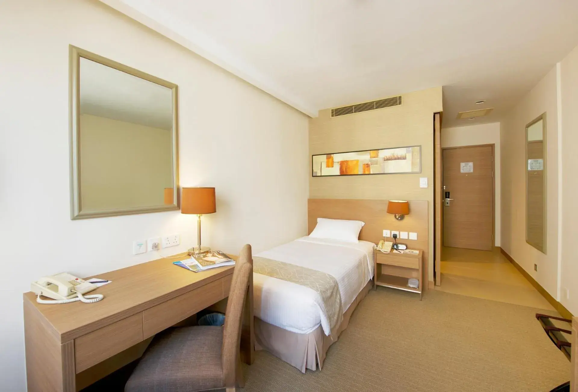 Bedroom, Bed in The Salisbury - YMCA of Hong Kong Bedroom, Bed in The Salisbury - YMCA of Hong Kong