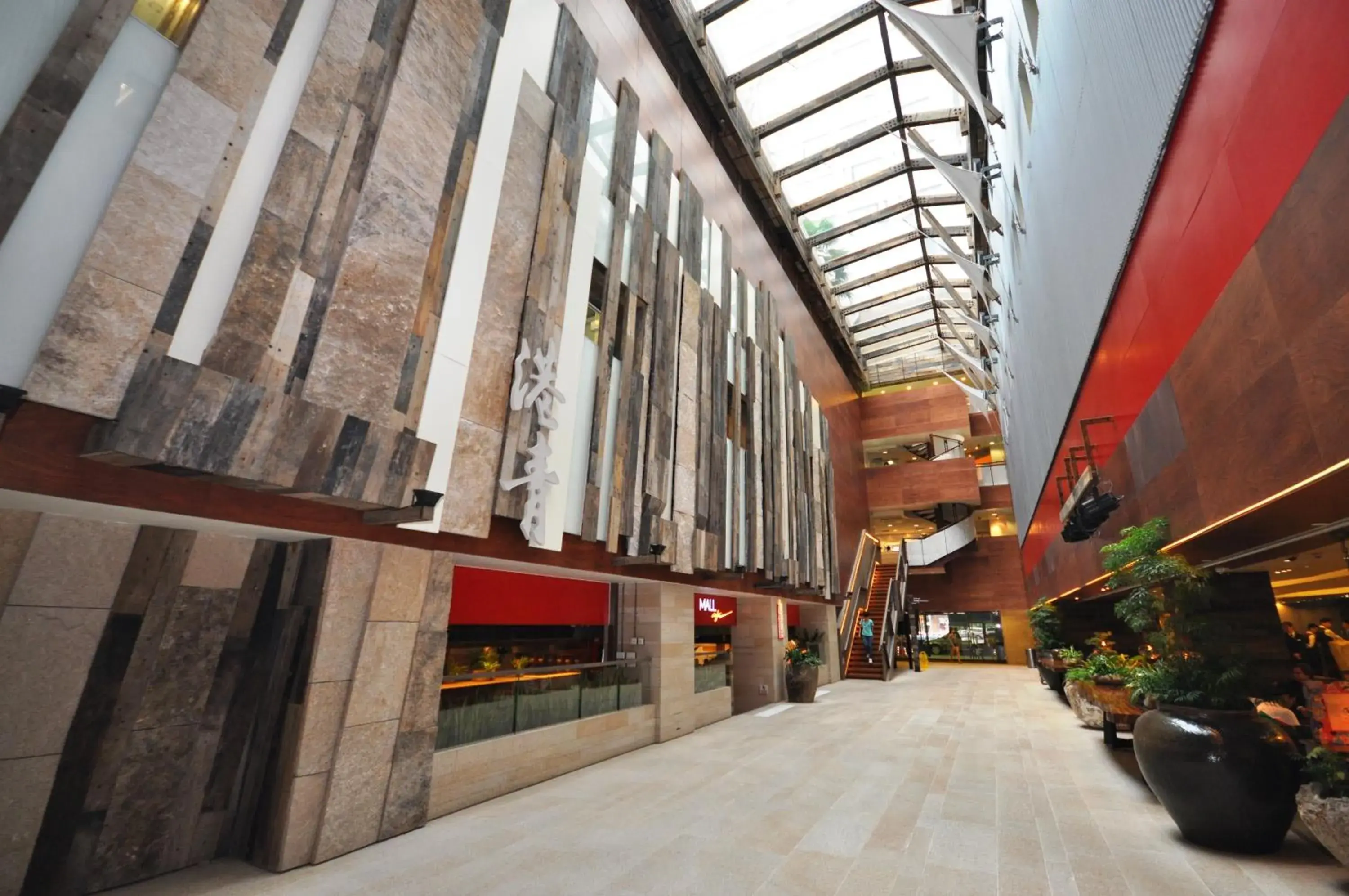 Lobby or reception in The Salisbury - YMCA of Hong Kong Lobby or reception in The Salisbury - YMCA of Hong Kong