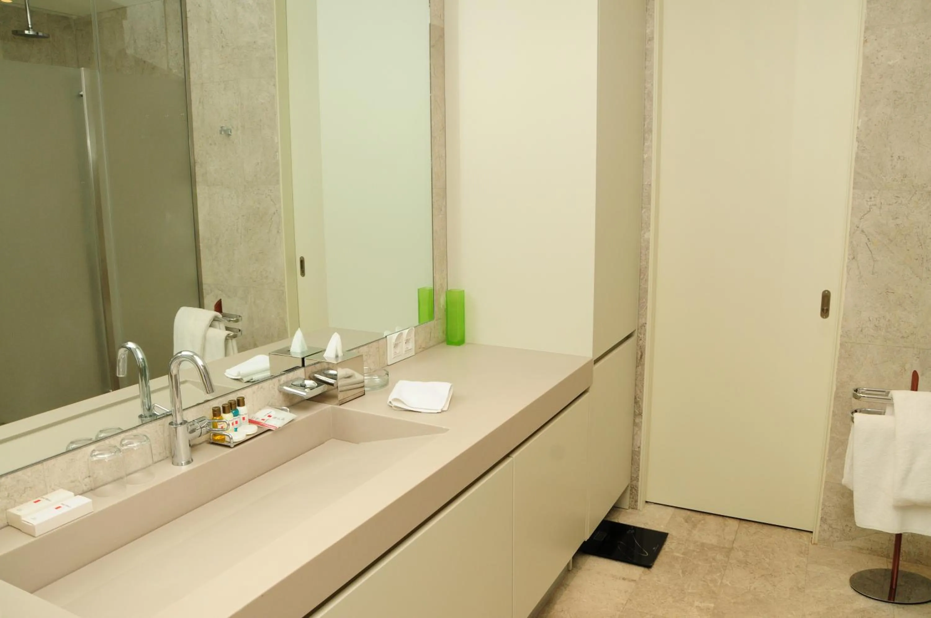 Bathroom in Ataköy Marina Park Hotel Residence