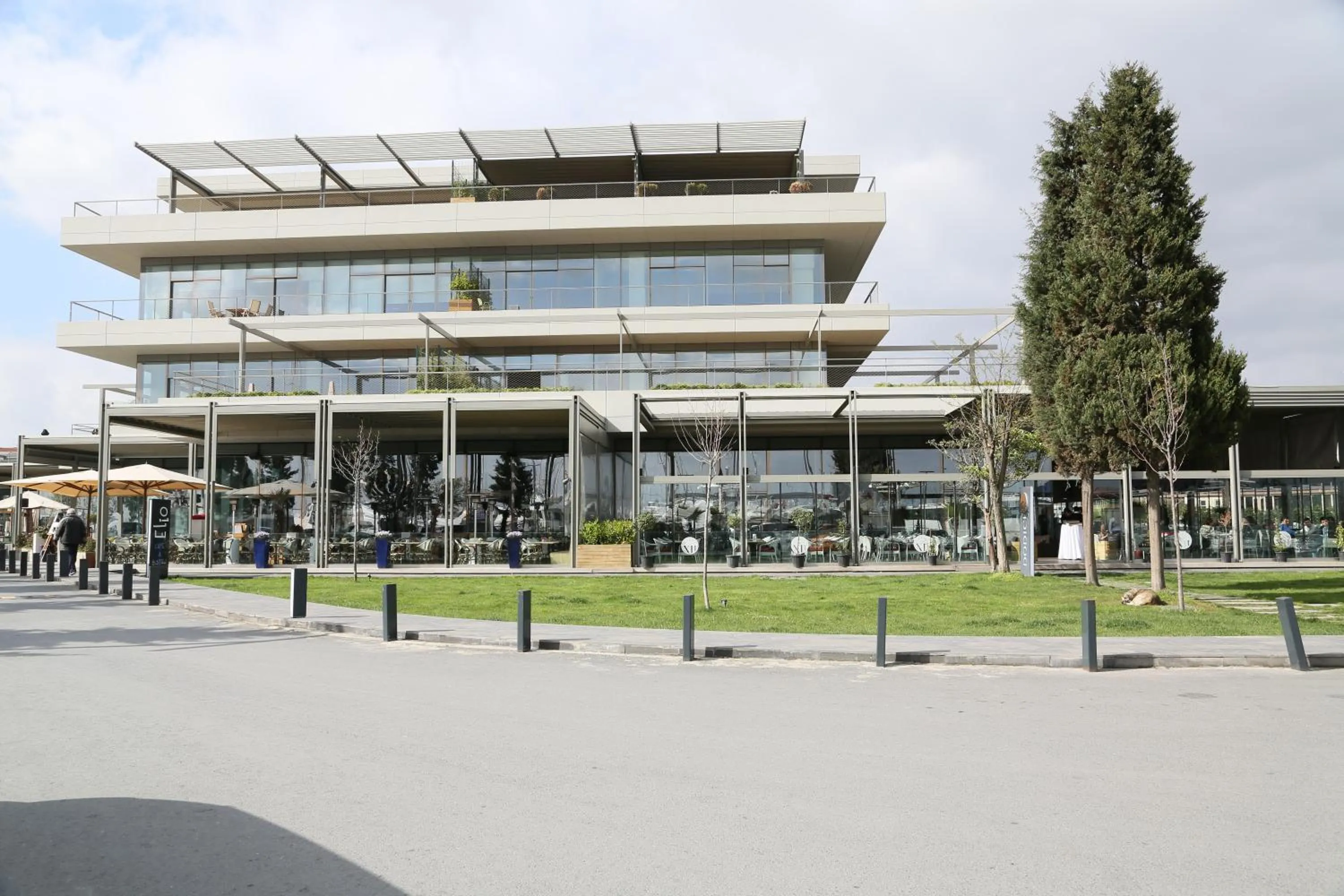 Facade/entrance in Ataköy Marina Park Hotel Residence