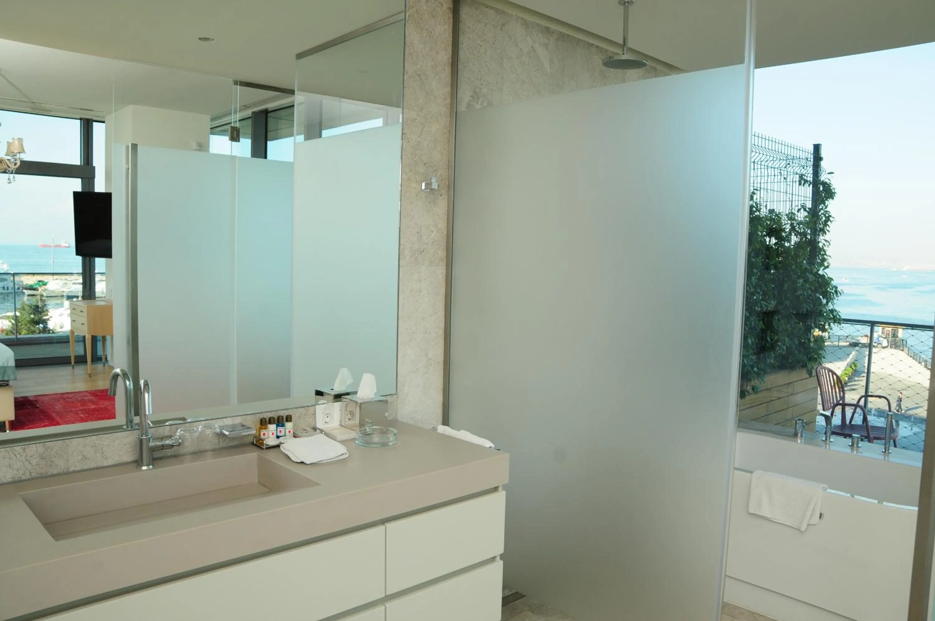 Bathroom in Ataköy Marina Park Hotel Residence