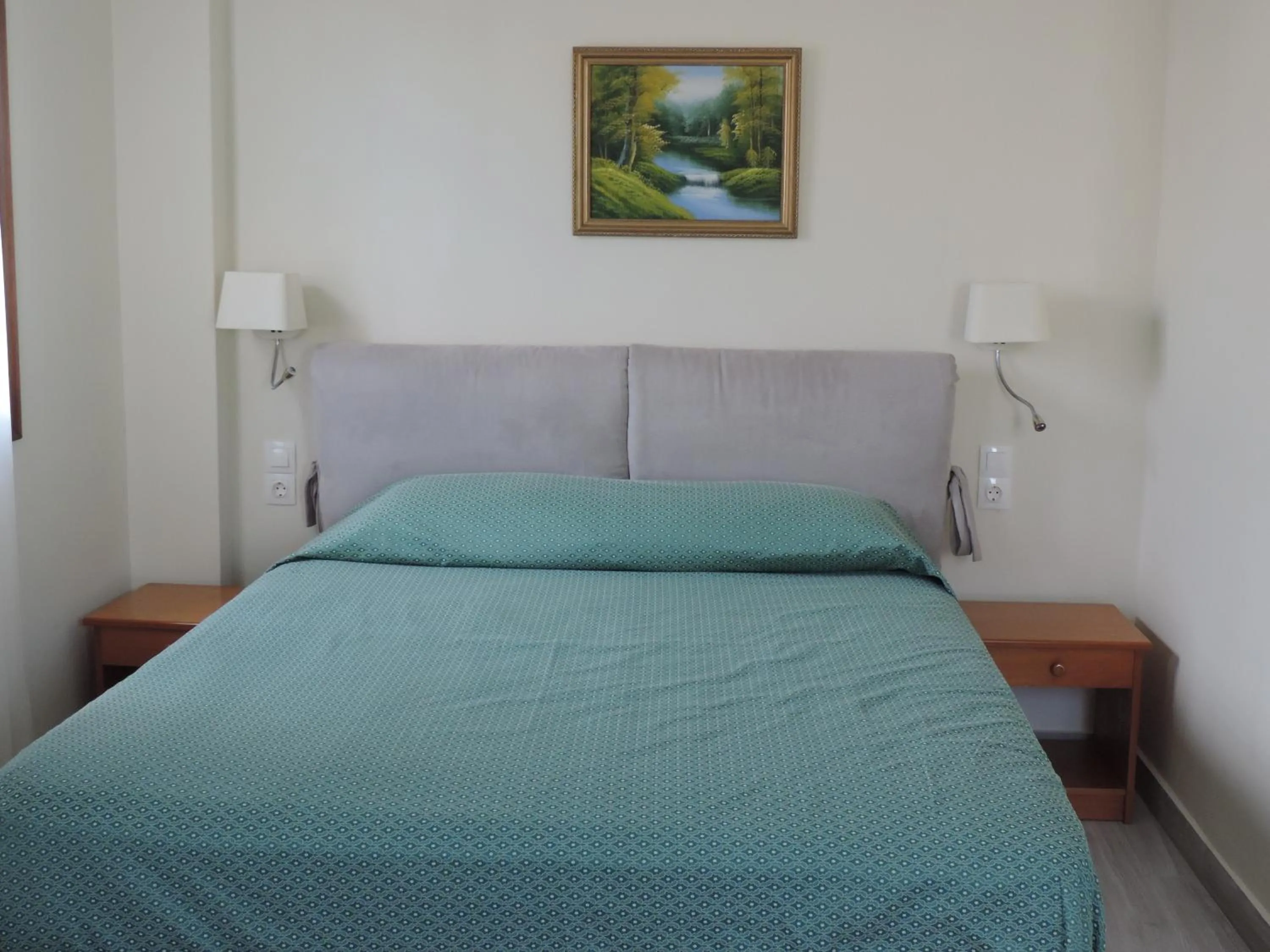 Bed in Victoria Studios