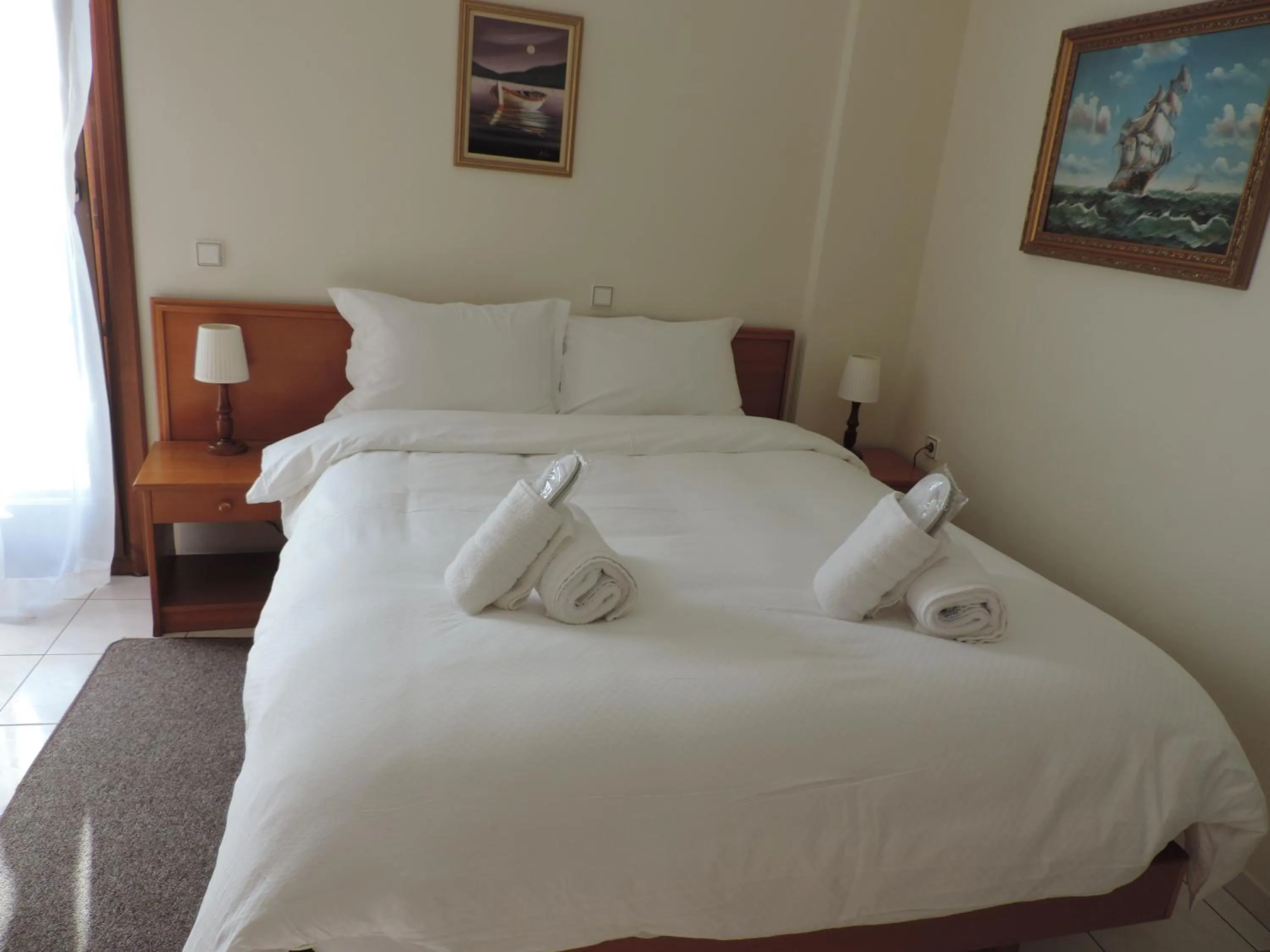 Bed in Victoria Studios