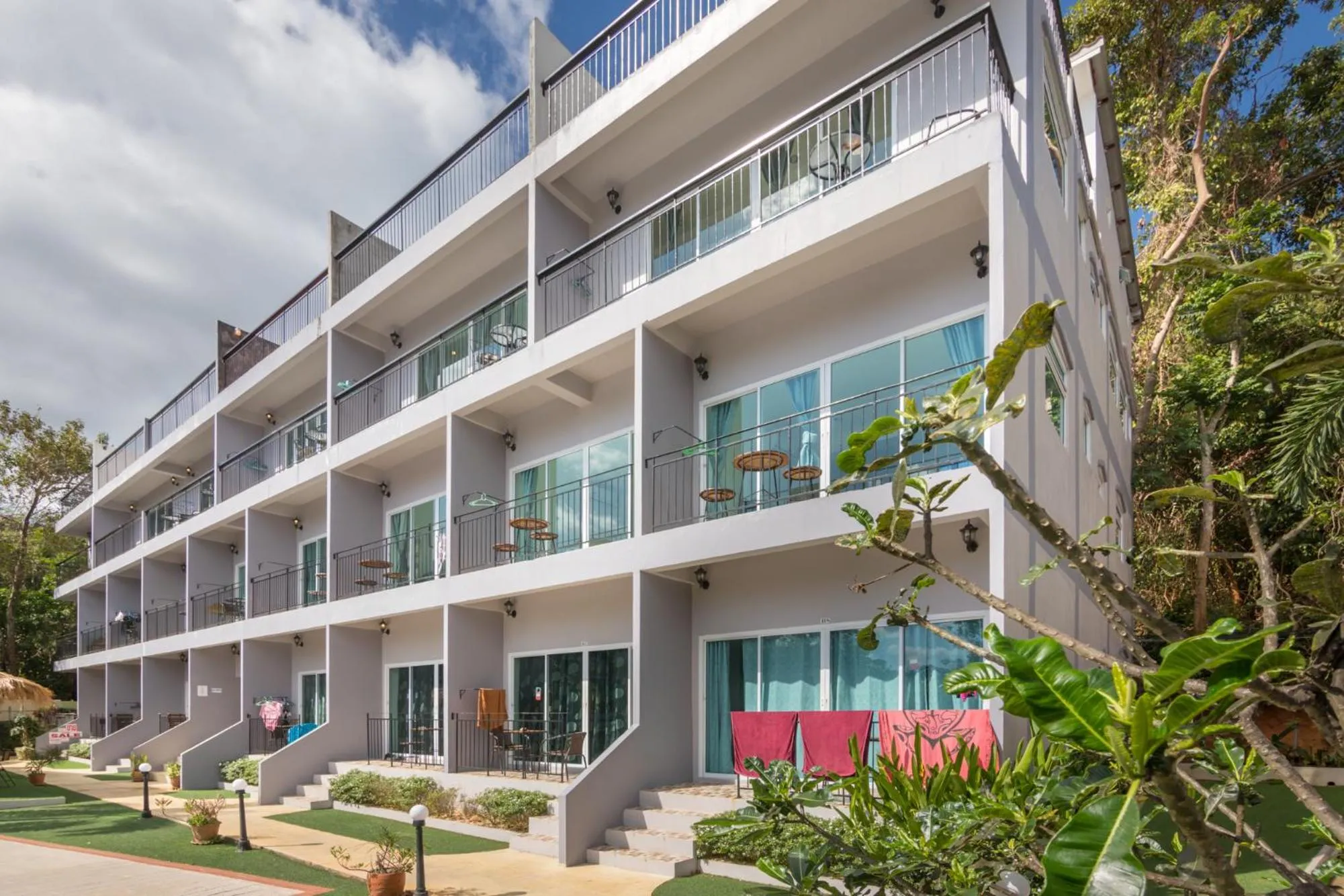 Property building in Pandora