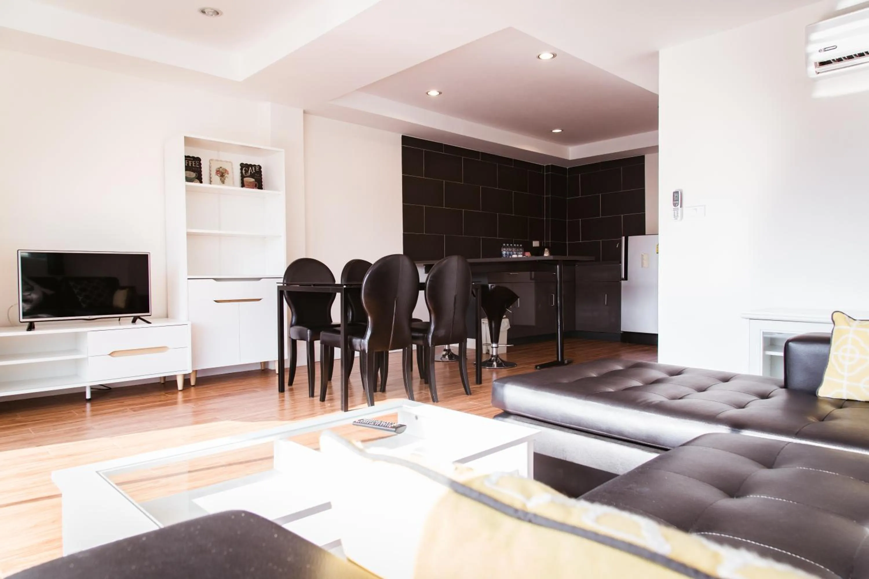 Seating area in Pandora