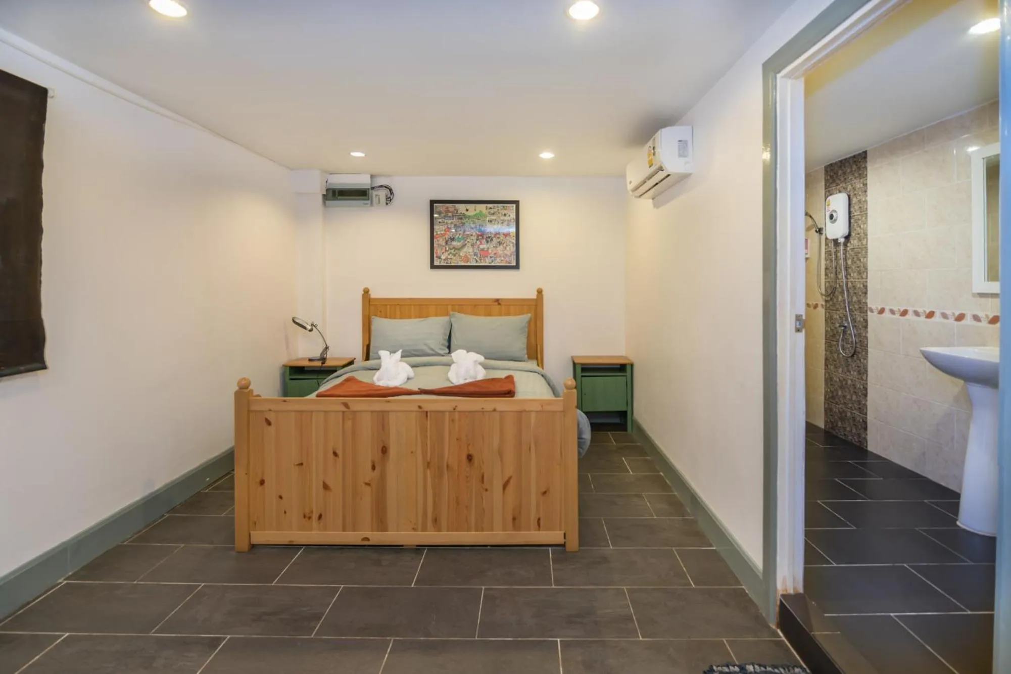 Bedroom, Bed in Pandora